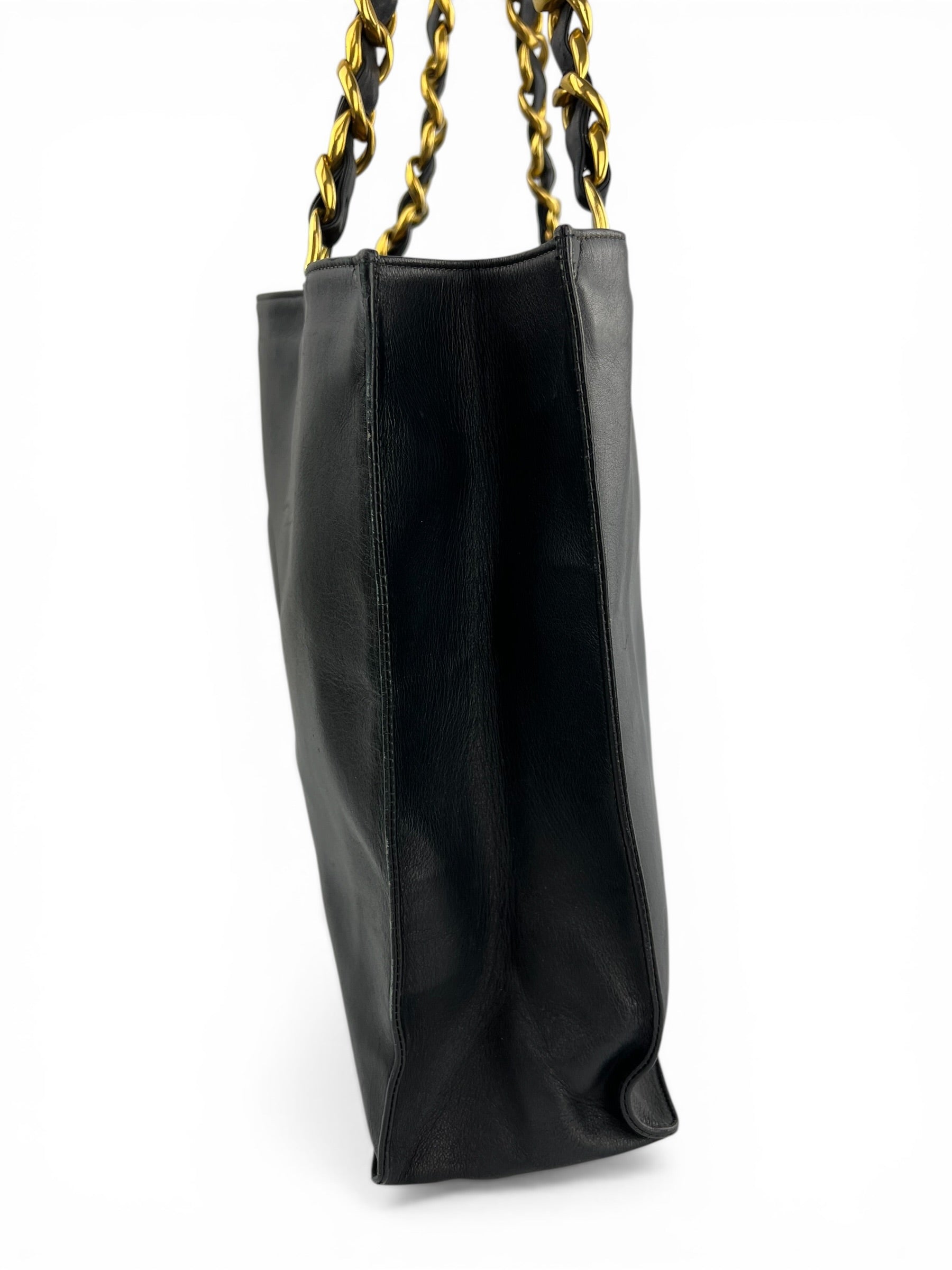 chanel-vintage-black-lambskin-cc-chain-tote-4