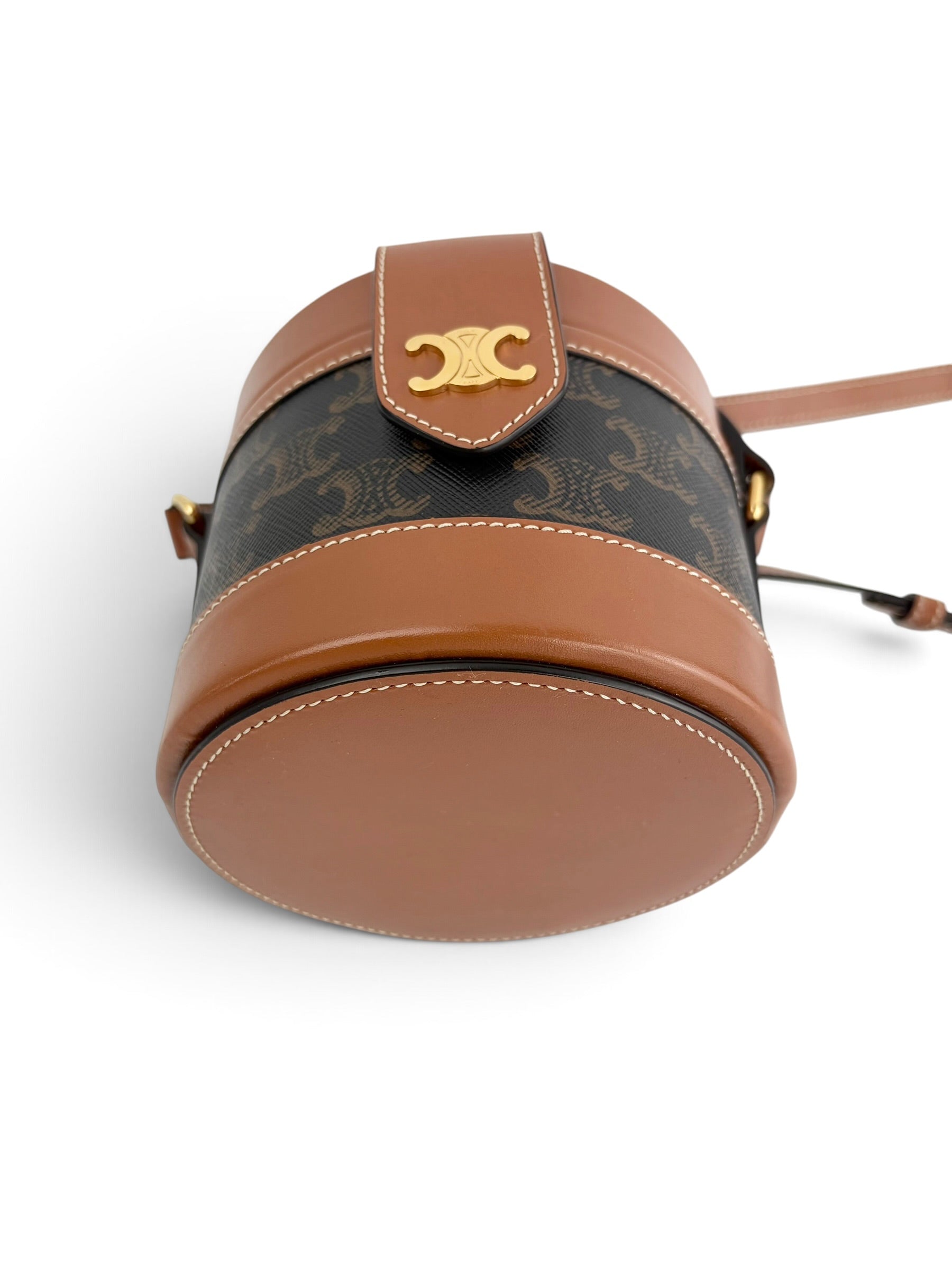 celine-triomphe-medium-tambour-bag-5
