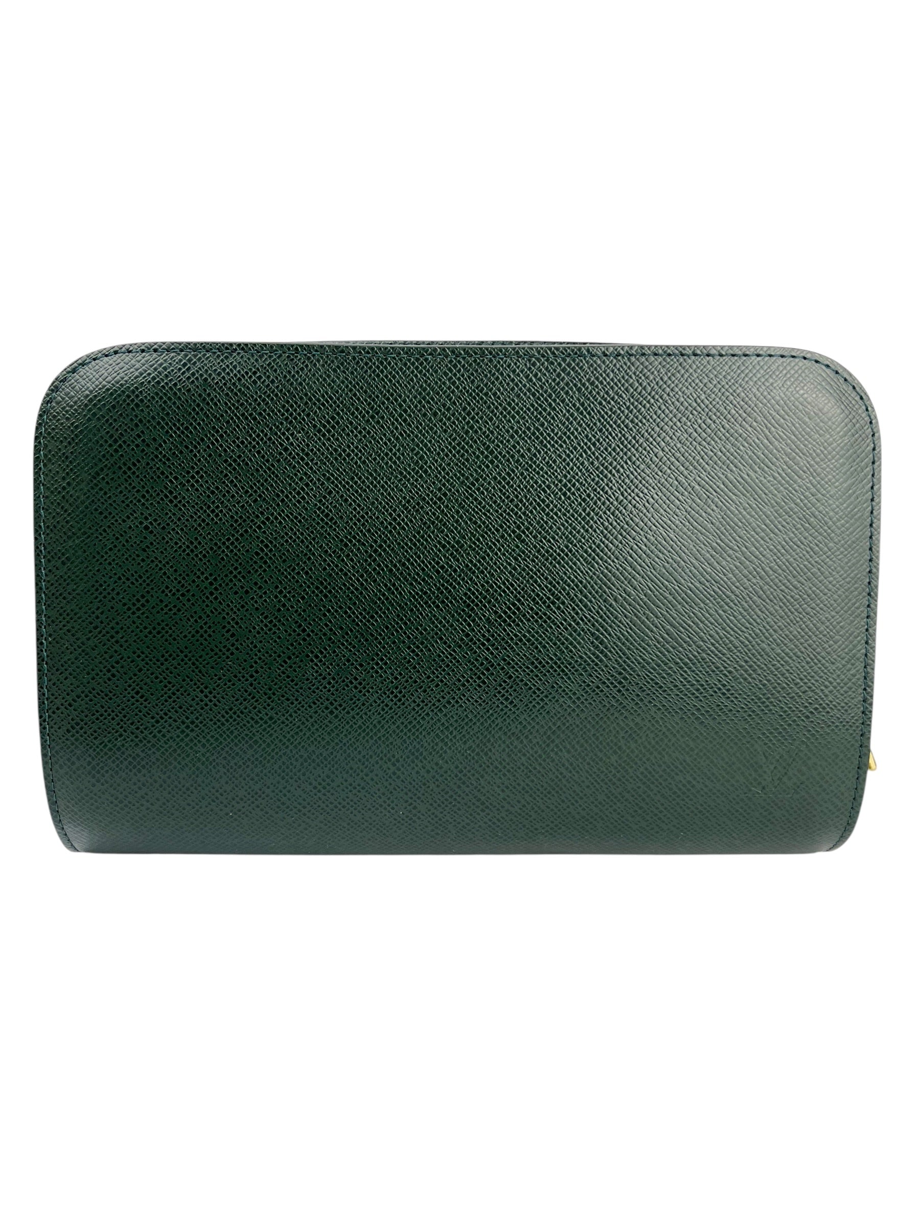 louis-vuitton-dark-green-epi-orsay---0