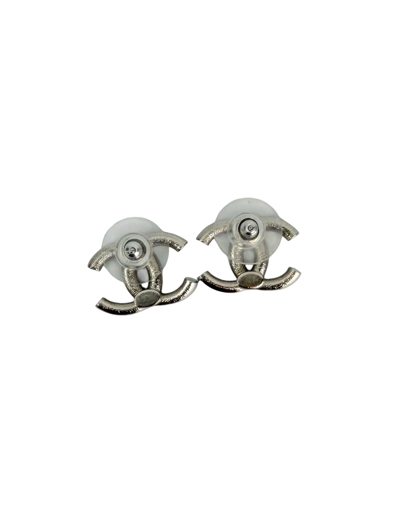 chanel-20s-crystal-cc-stud-earrings--5