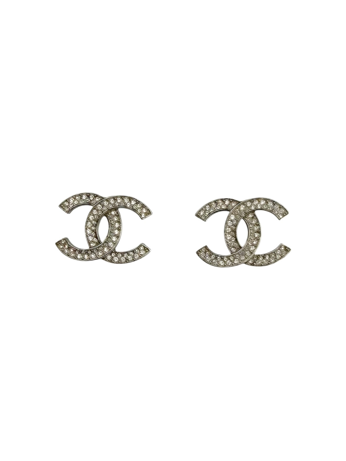chanel-20s-crystal-cc-stud-earrings--0