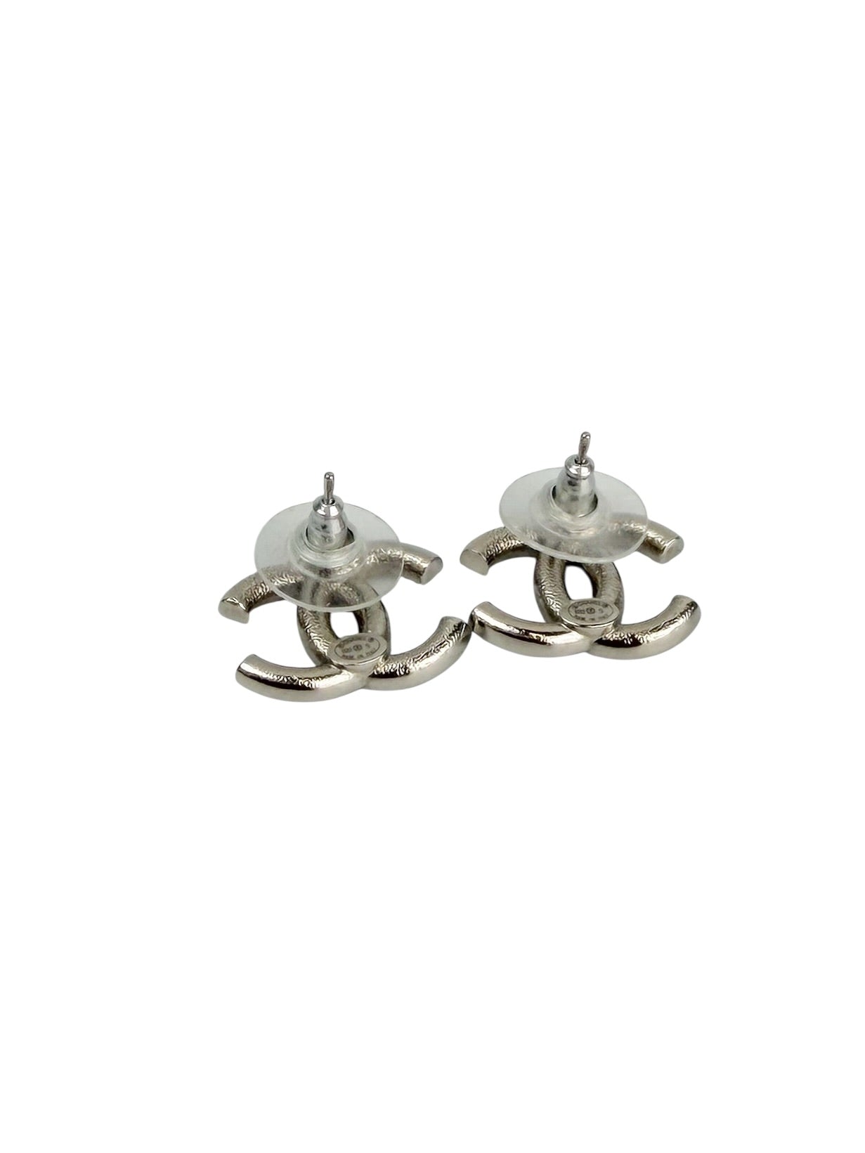 chanel-20s-crystal-cc-stud-earrings--4