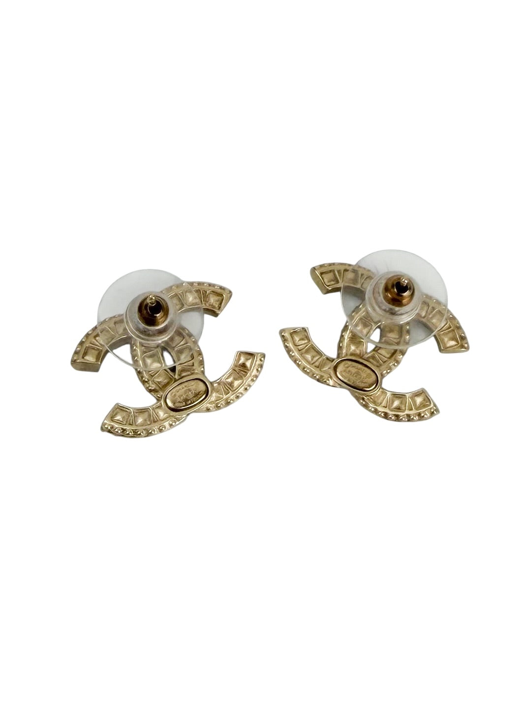 chanel-champagne-gold-crystal-cc-stud-earrings-5