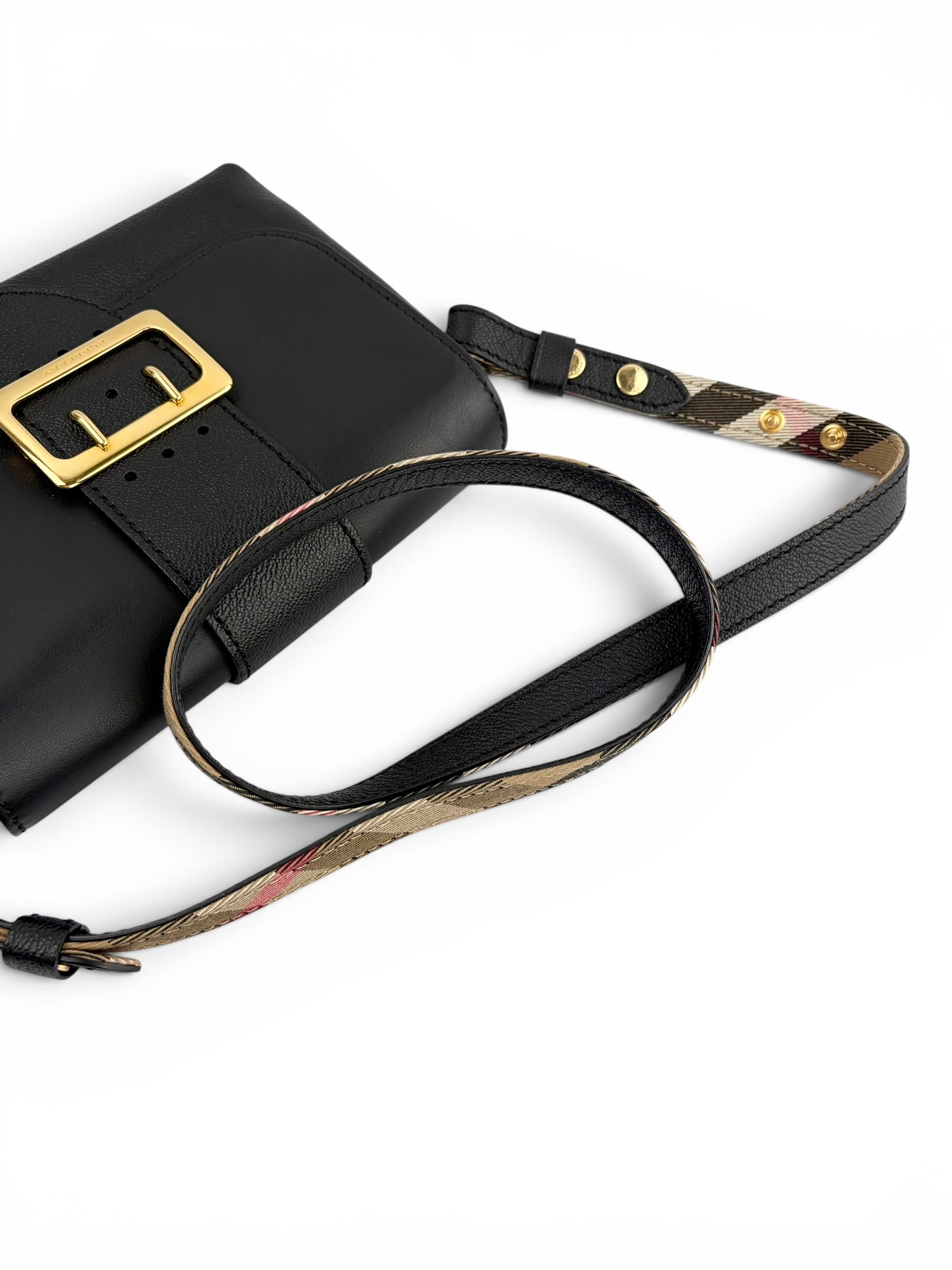 burberry-black-leather-crossbody--5