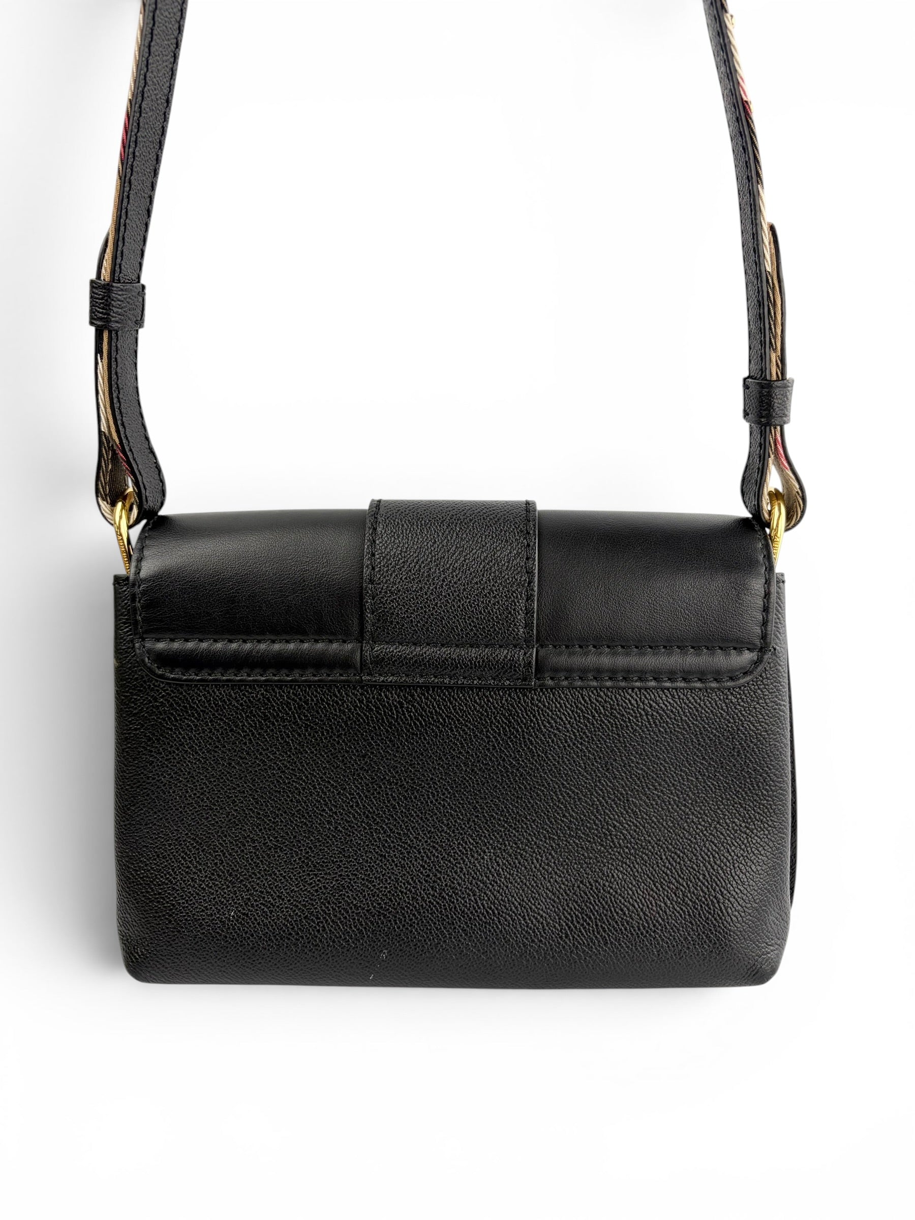 burberry-black-leather-crossbody--2