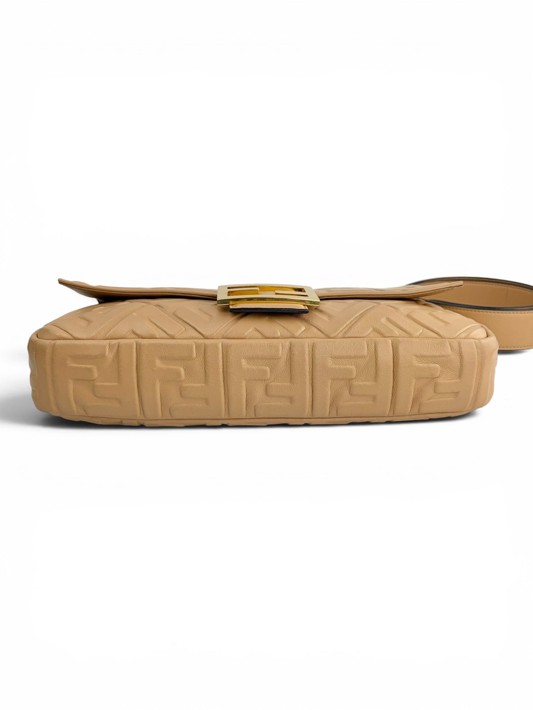 fendi-camel-leather-embossed-zucca-large-baguette-6