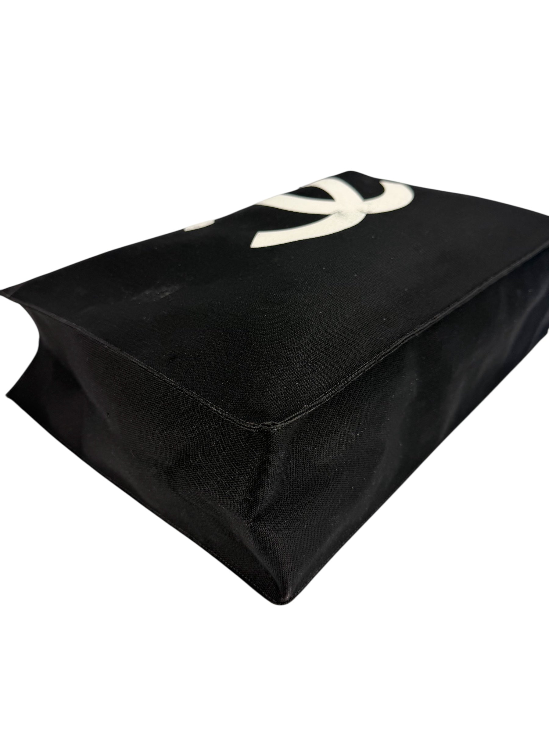 Chanel Black Canvas CC Vintage Chain Tote