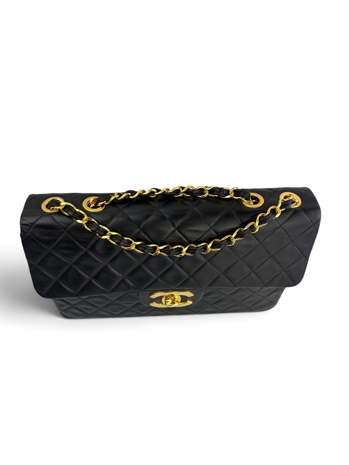 chanel-vintage-maxi-single-flap-4