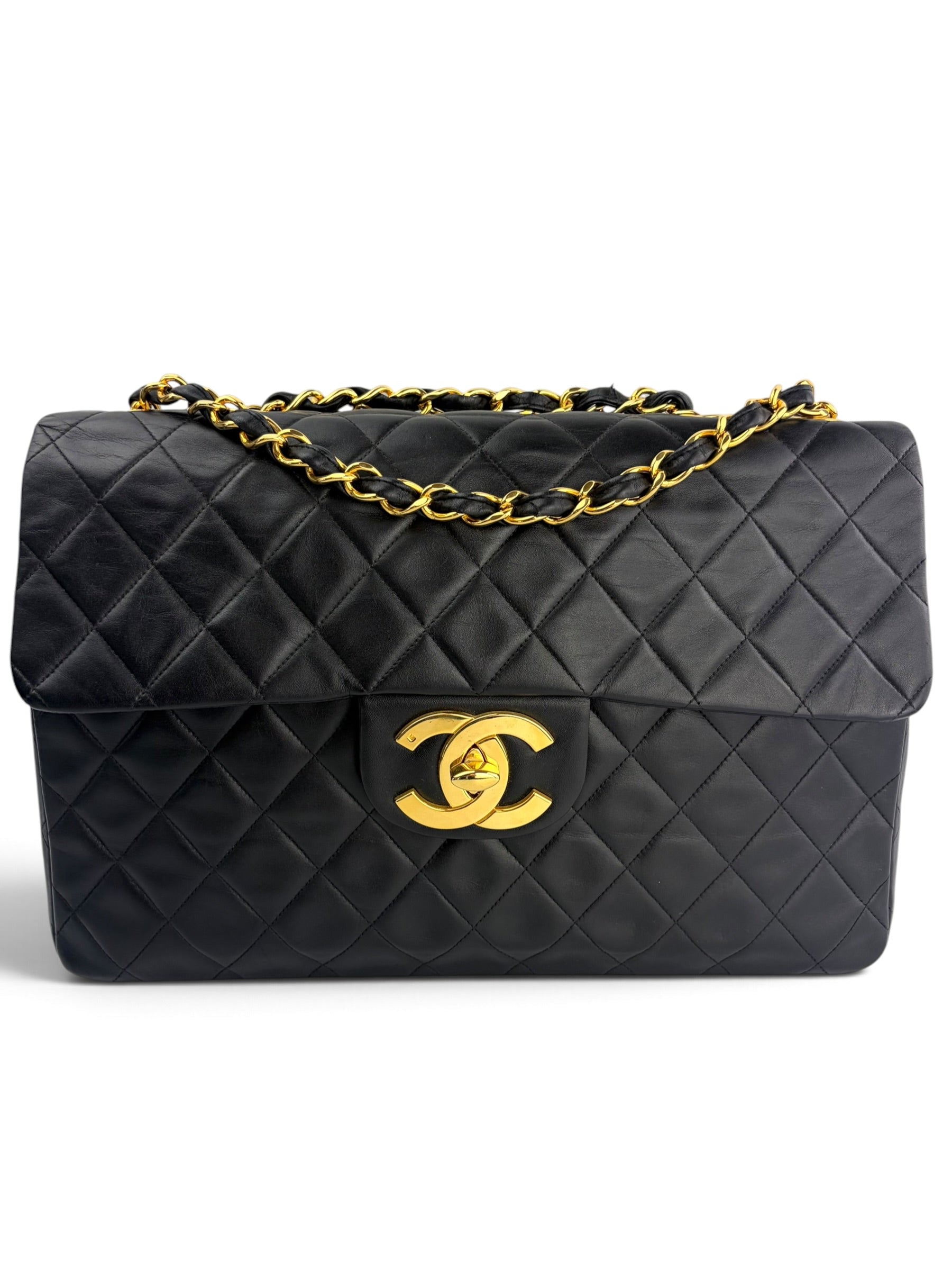 chanel-vintage-maxi-single-flap-0