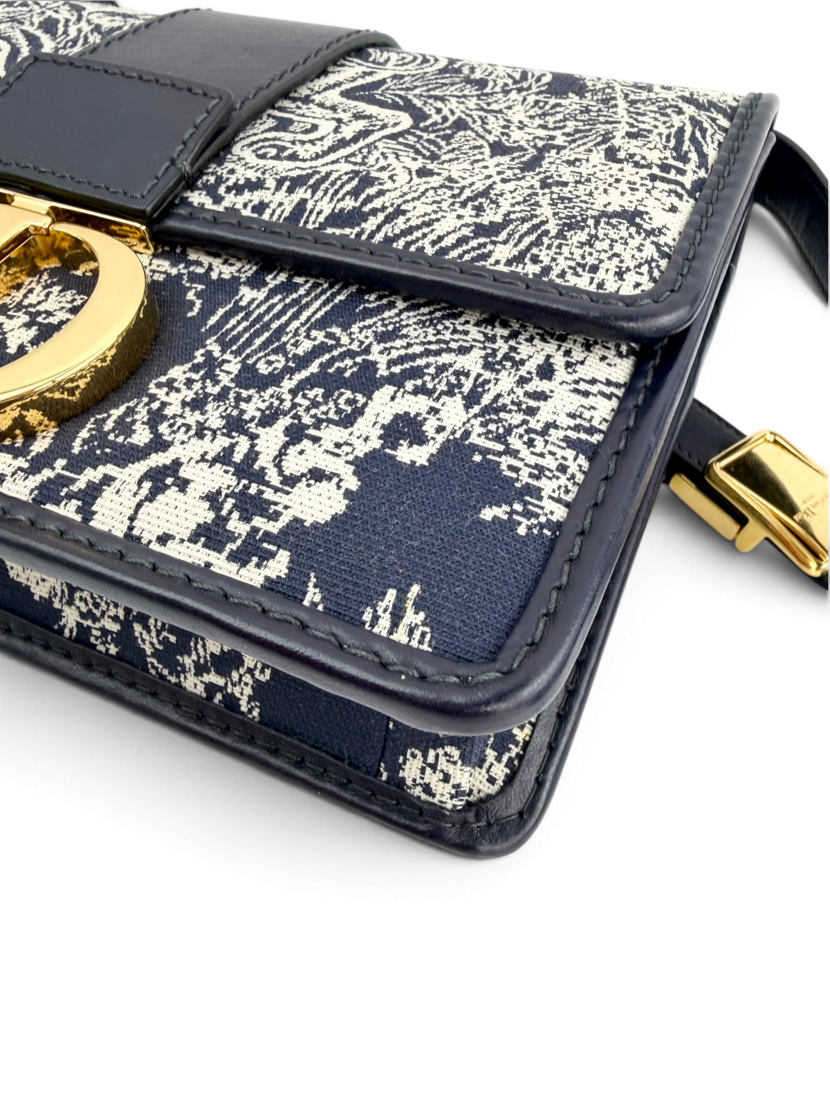 christian-dior-navy-canvas-30-montaigne-flap-bag-5