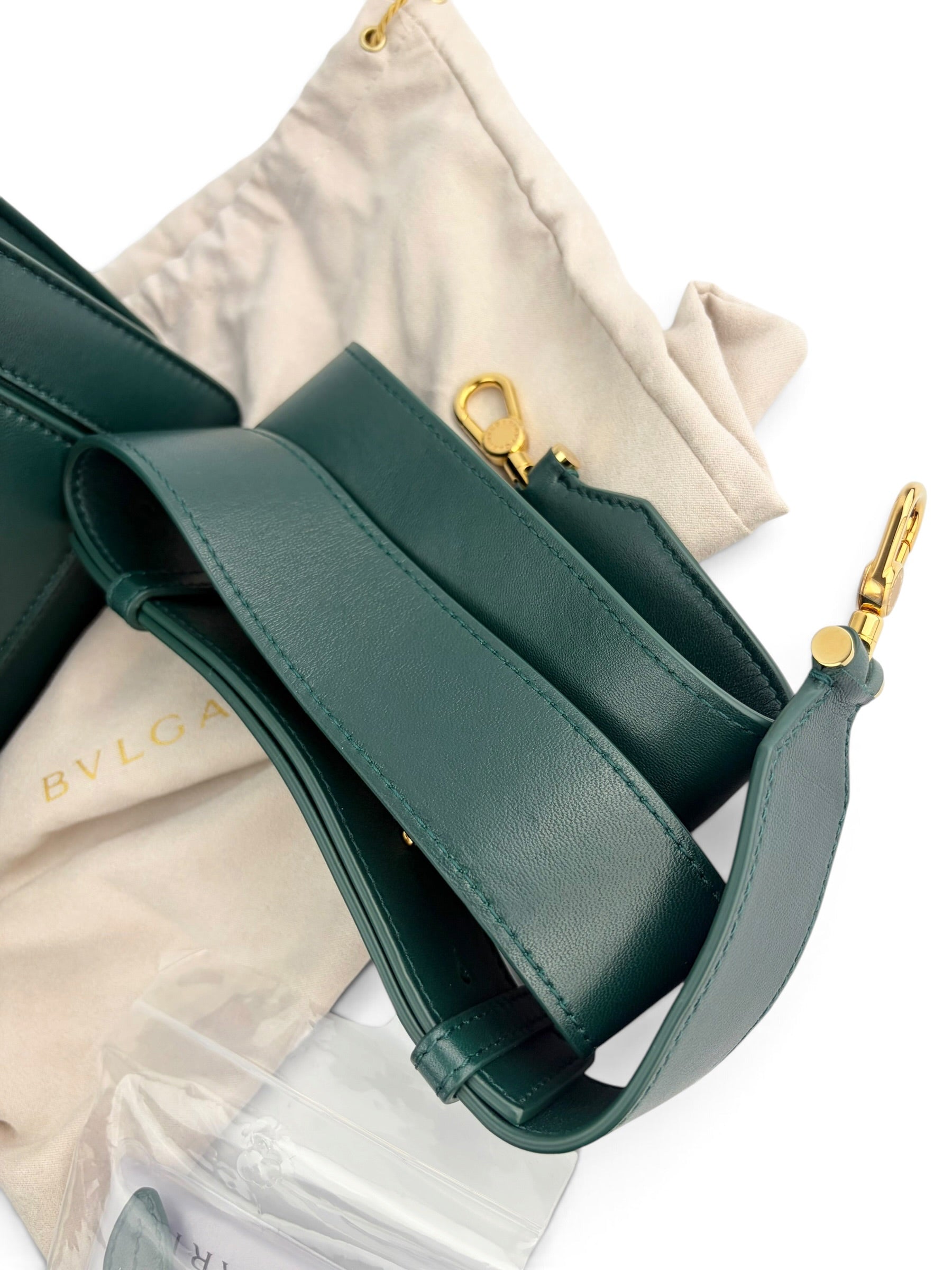 bvlgari-forest-emerald-green-leather-serpenti-forever-9