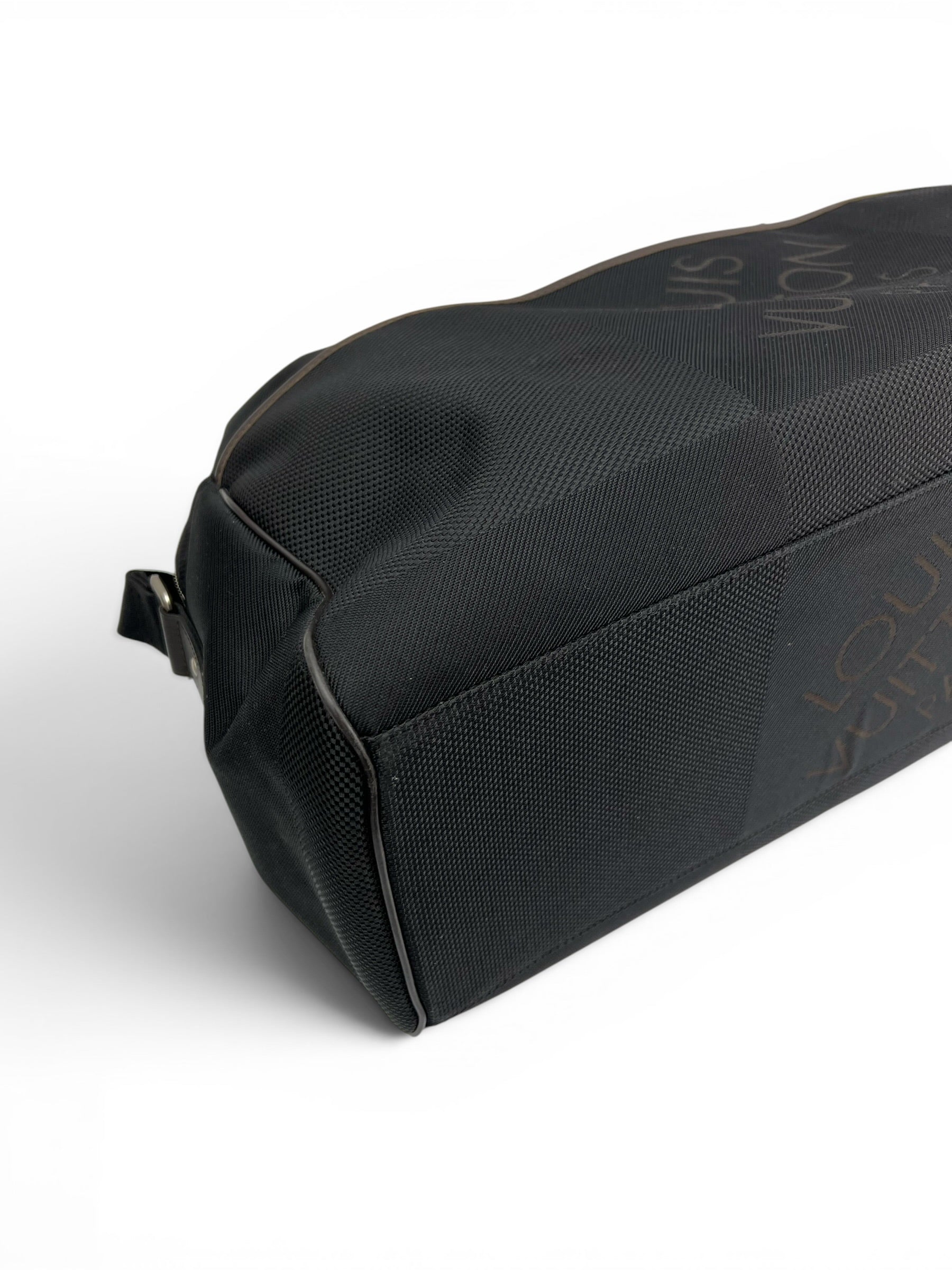 -louis-vuitton-black-geant-albatros-duffle-9