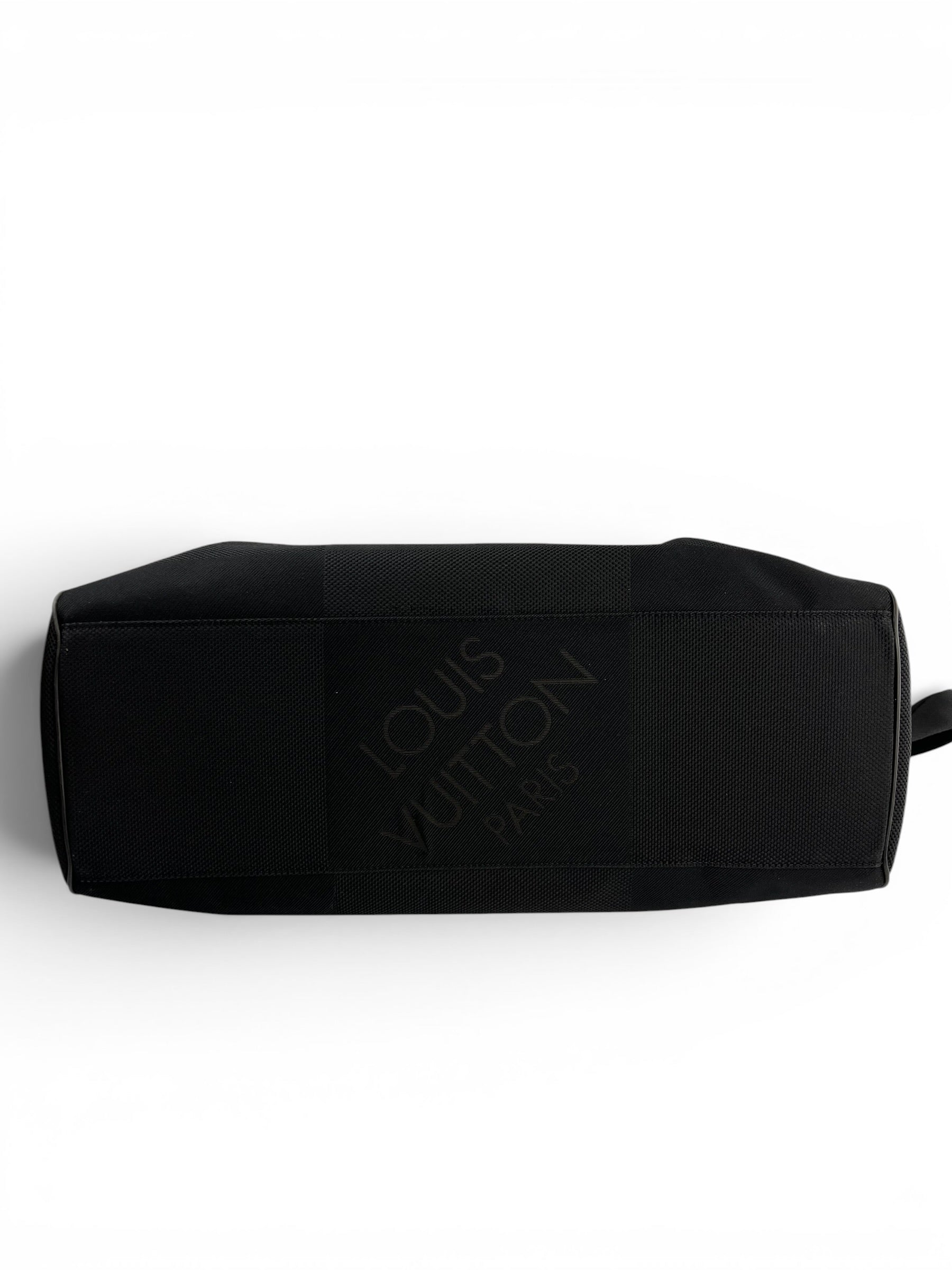 -louis-vuitton-black-geant-albatros-duffle-7