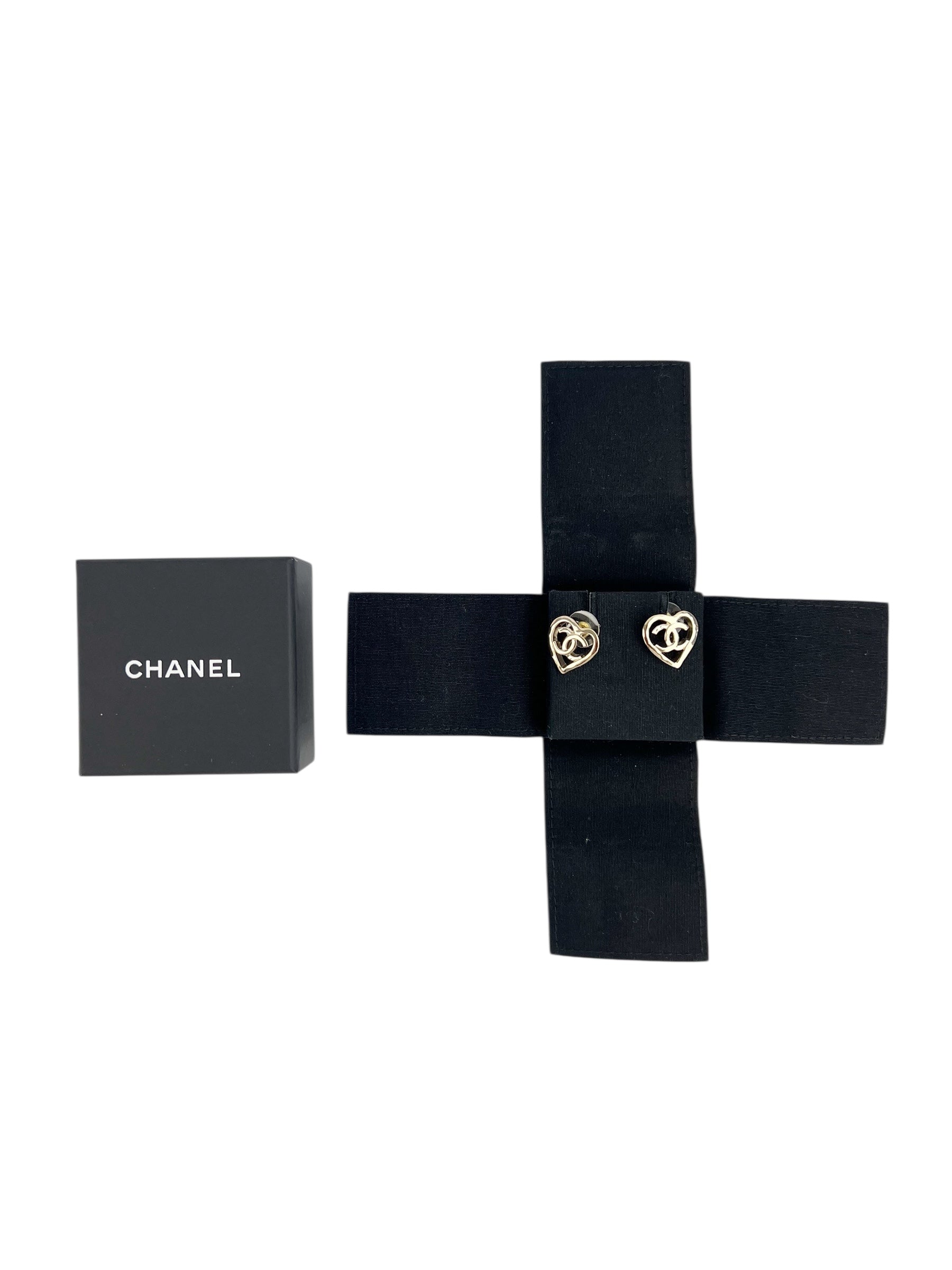 Chanel CC Heart Gold Tone Earrings (FULL SET)
