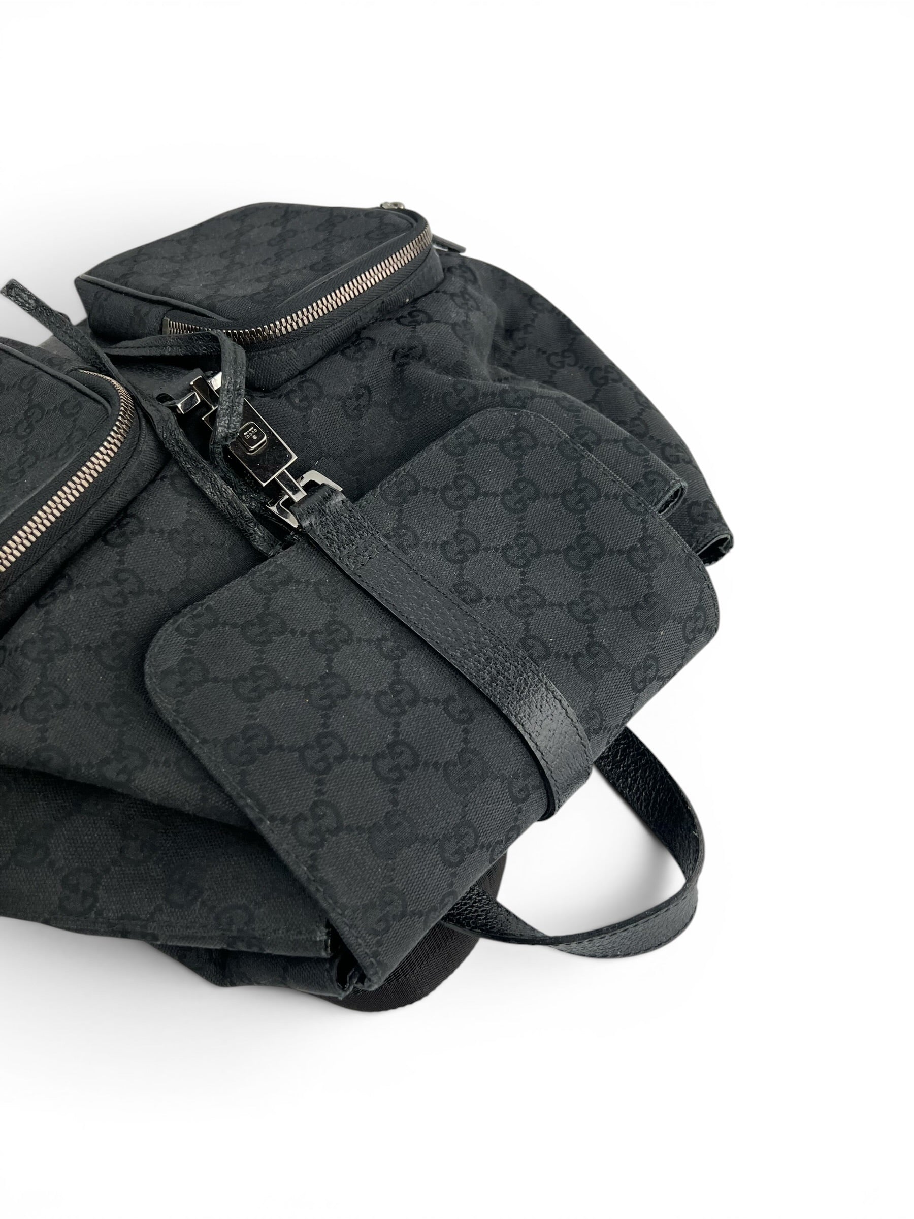gucci-black-monogram-backpack--4
