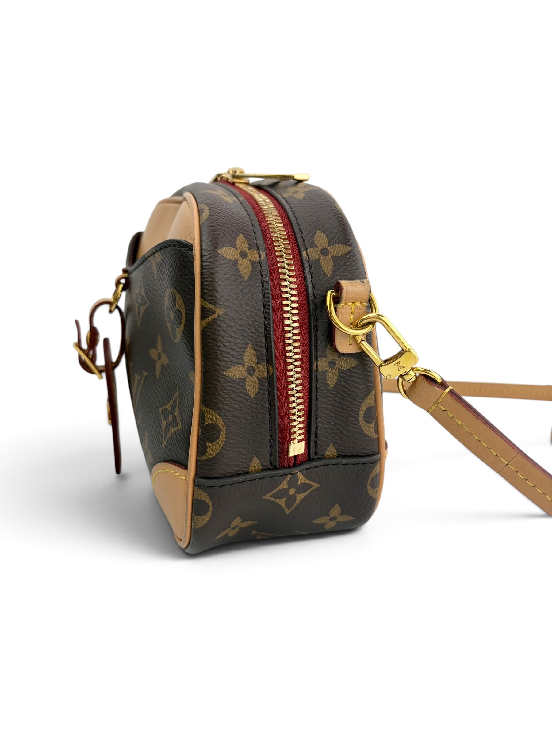 louis-vuitton-monogram-deauville-mini-crossbody---3