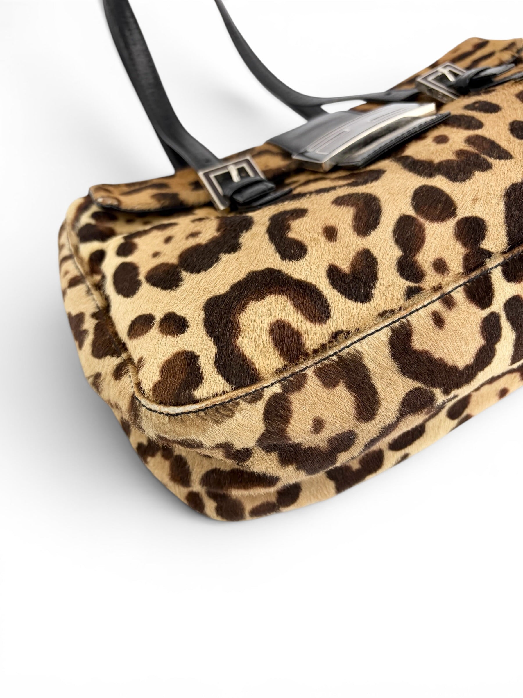 fendi-leopard-print-pony-hair-baguette--8