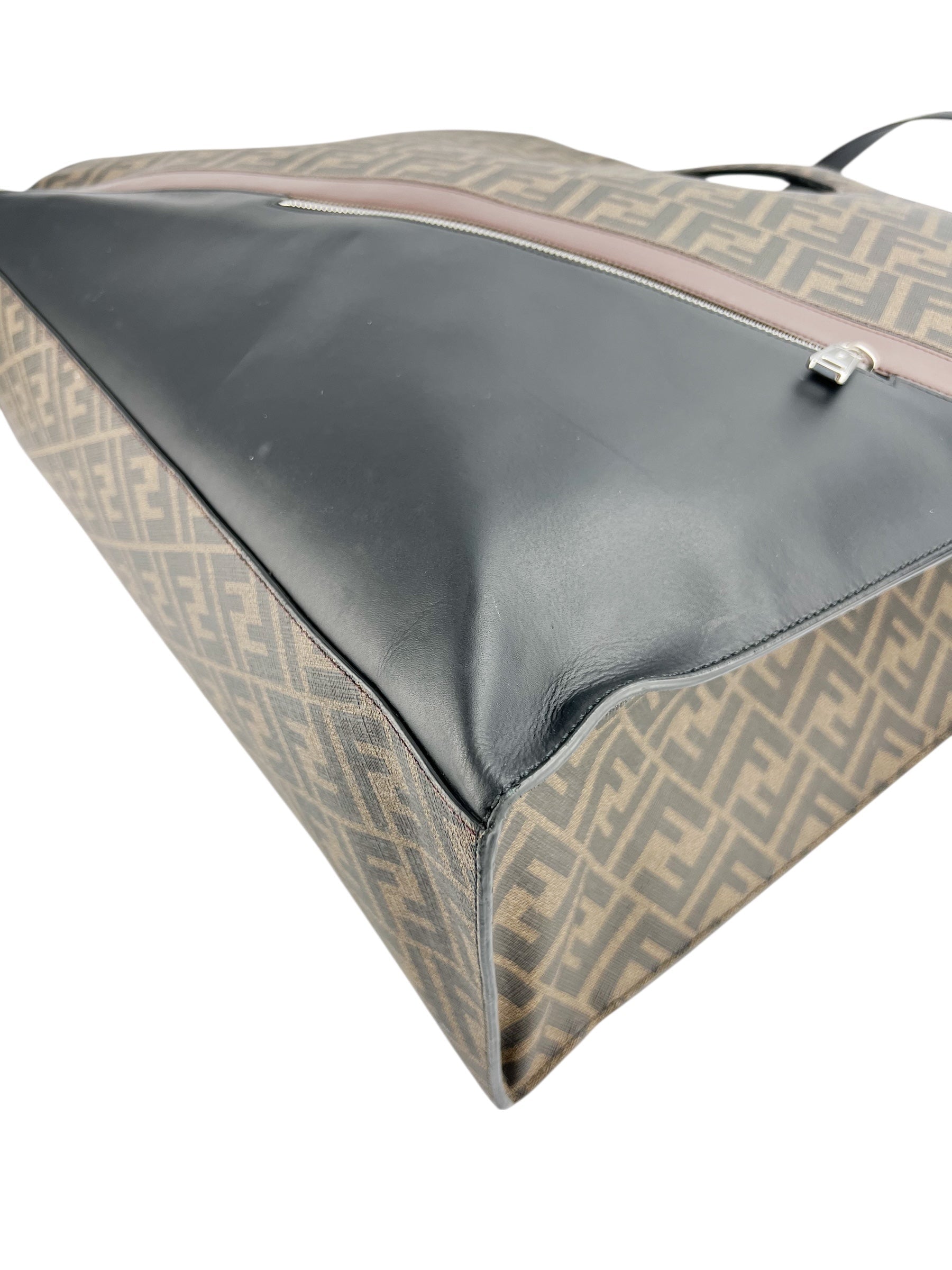 fendi-zucca-leather-structured-xl-tote--5