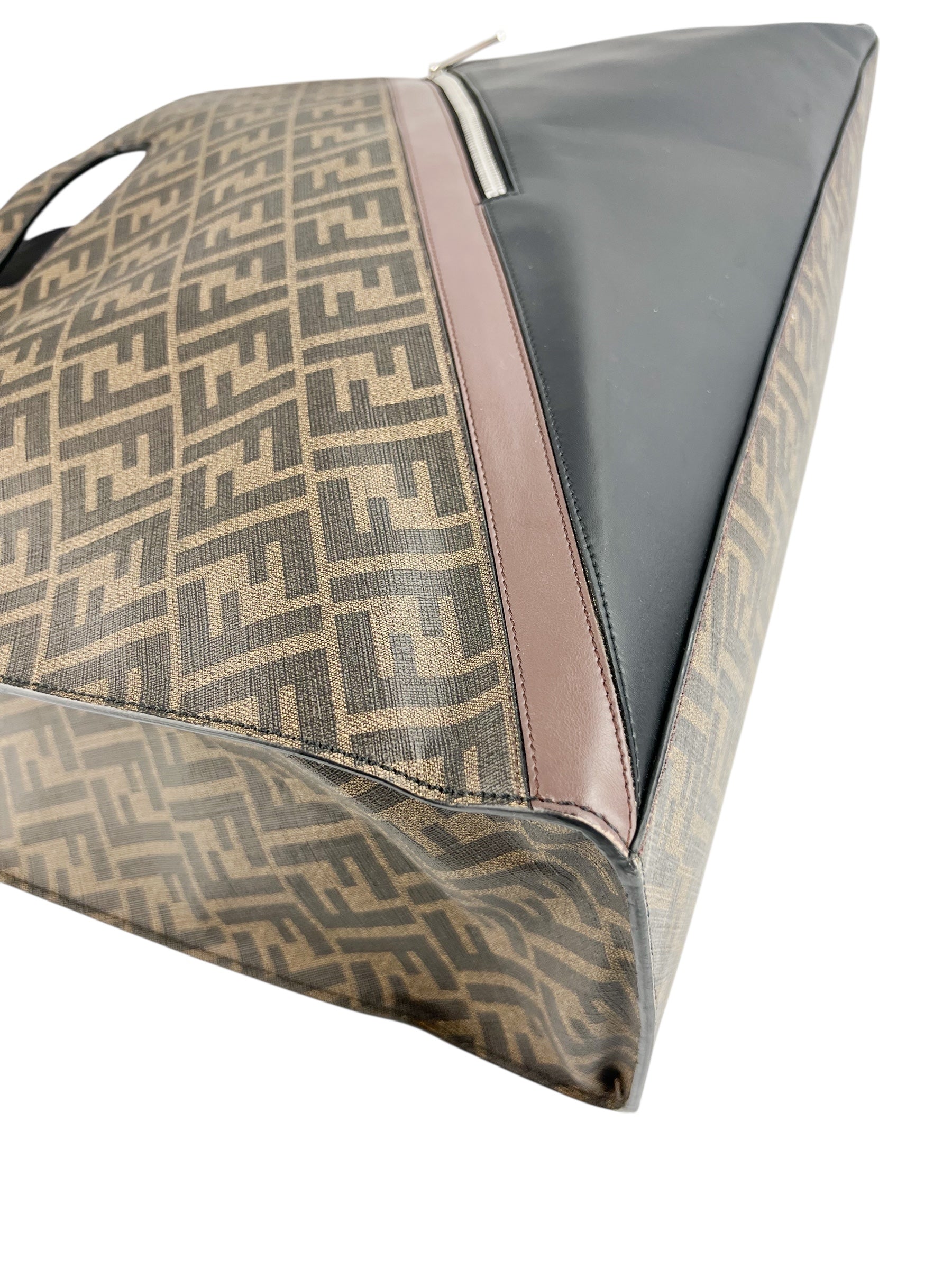 fendi-zucca-leather-structured-xl-tote--6