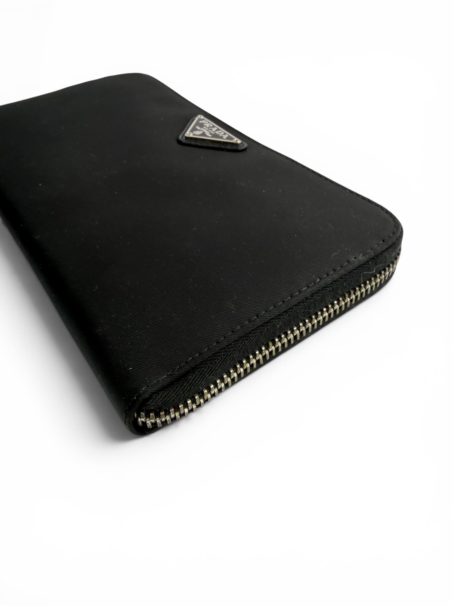 prada-black-nylon-zip-wallet---4