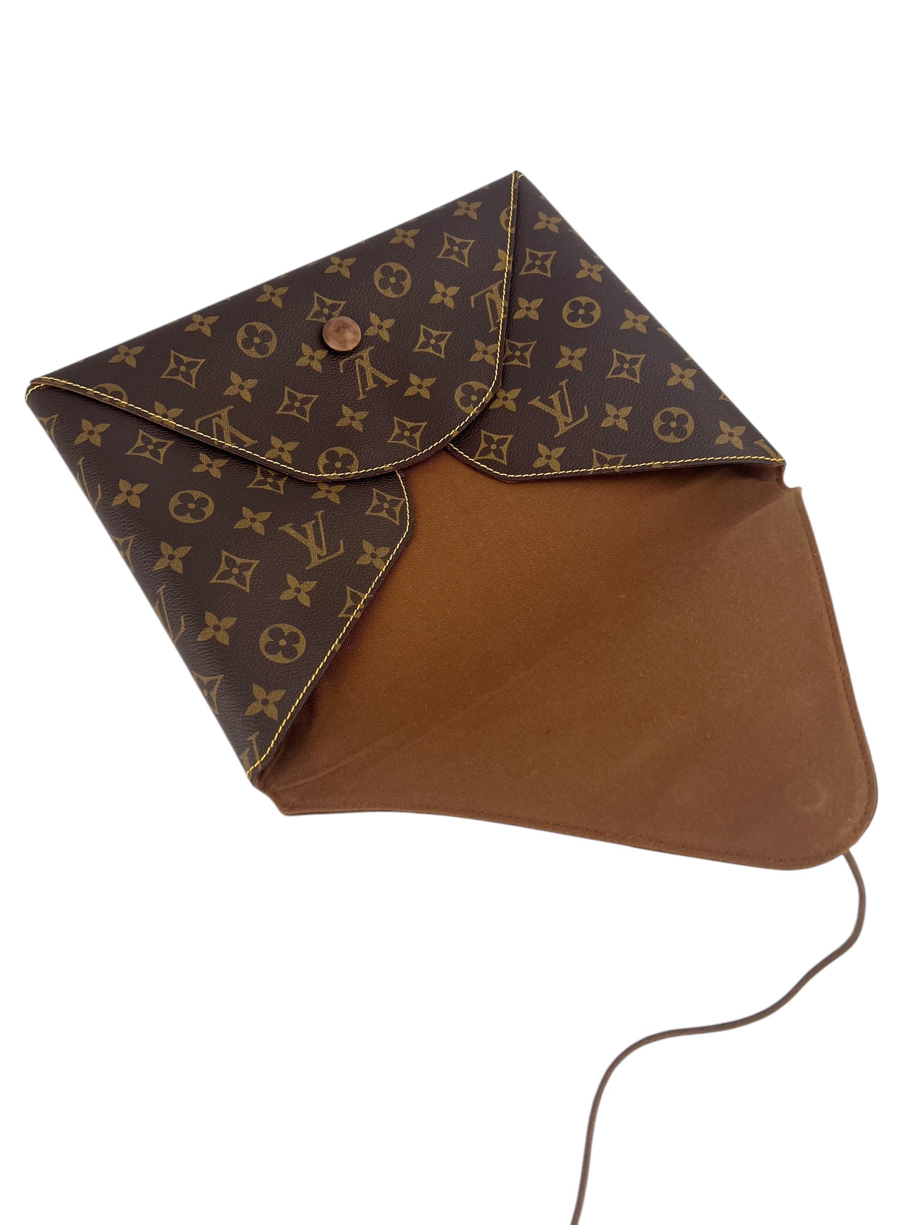 louis-vuitton-visionaire-documents-envelope-8