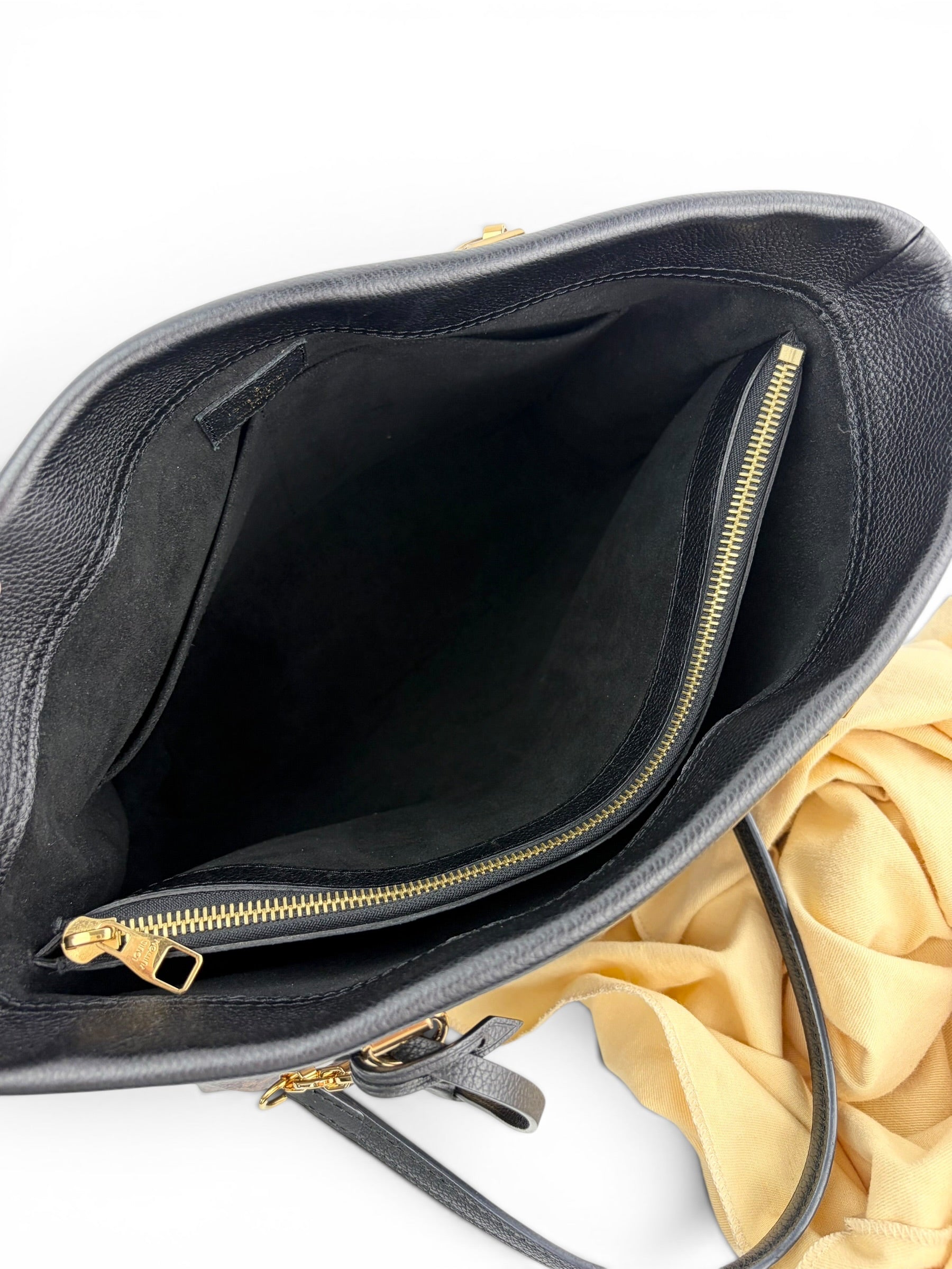 louis-vuitton-monogram-black-pallas-shopper-8