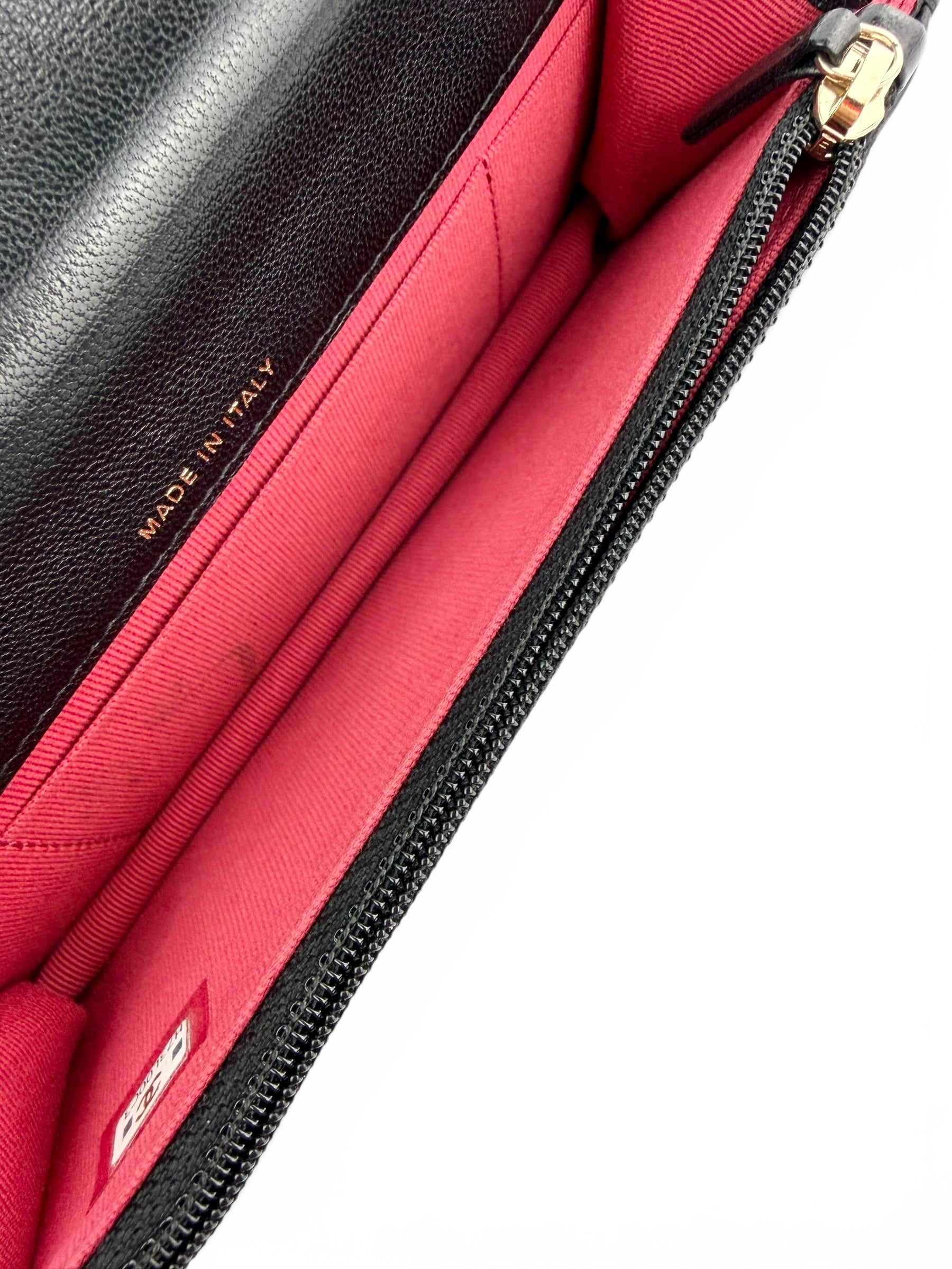 chanel-19-black-lambskin-flap-chain-wallet-8