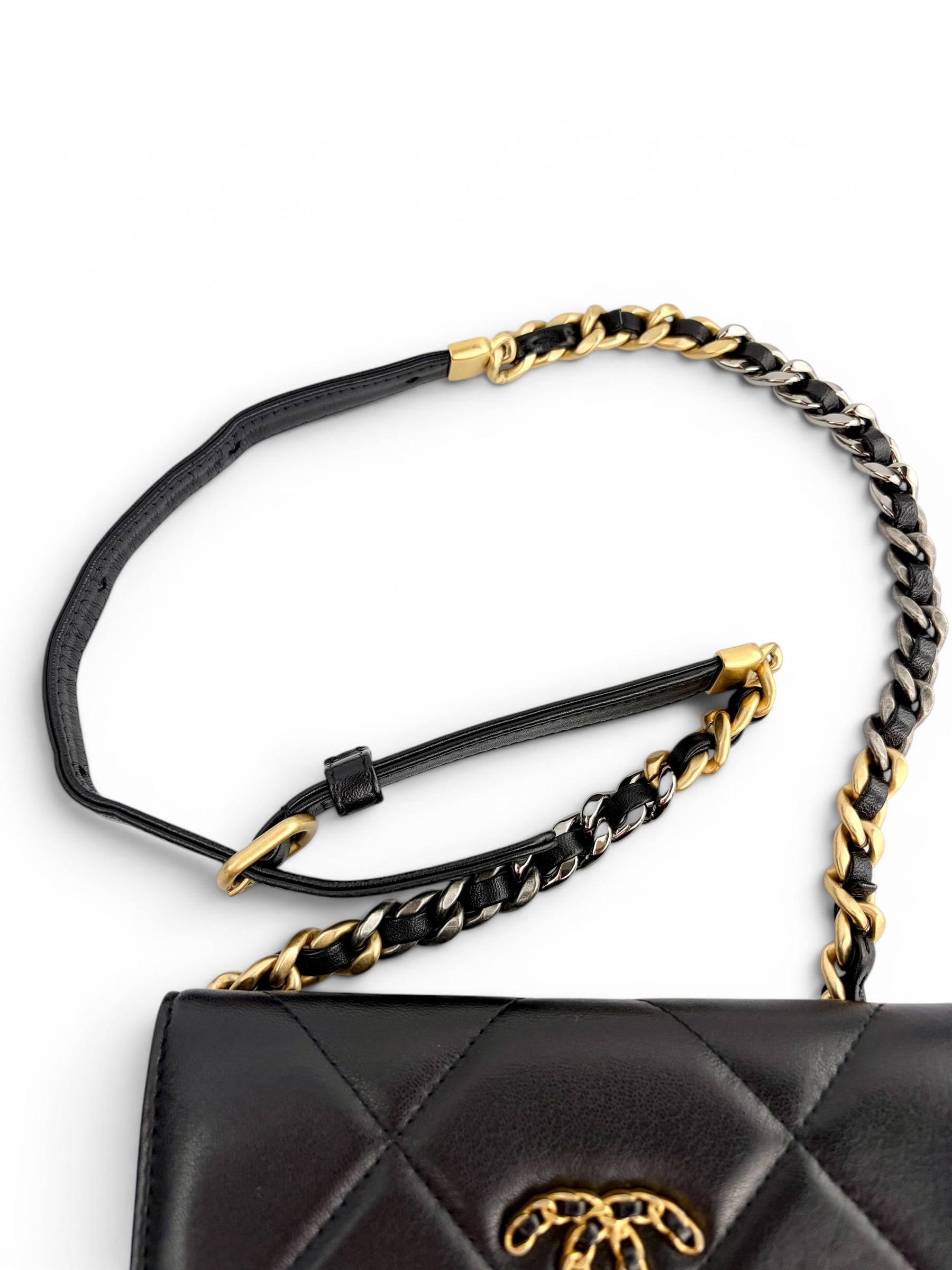chanel-19-black-lambskin-flap-chain-wallet-6