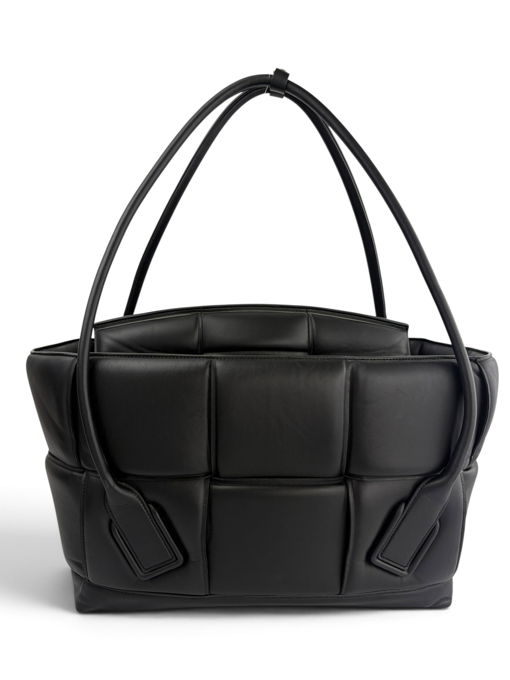 bottega-veneta-padded-black-maxi-large-arco-tote-0