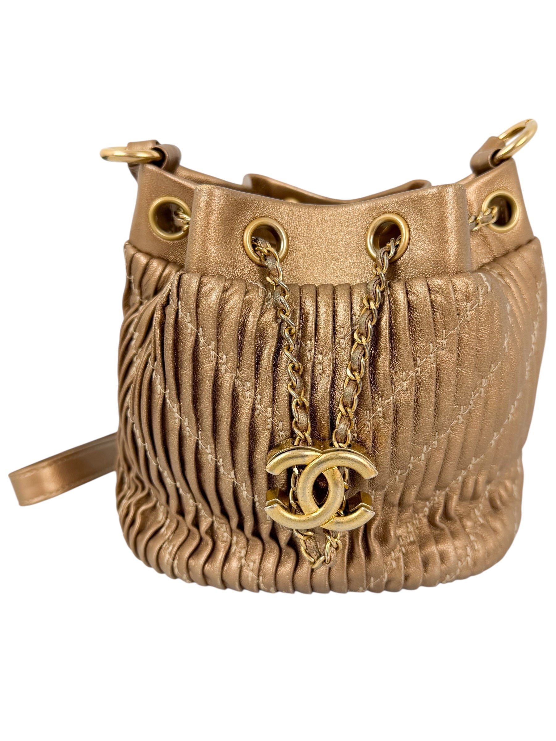 chanel-gold-coco-pleats-lambskin-bucket-bag-0