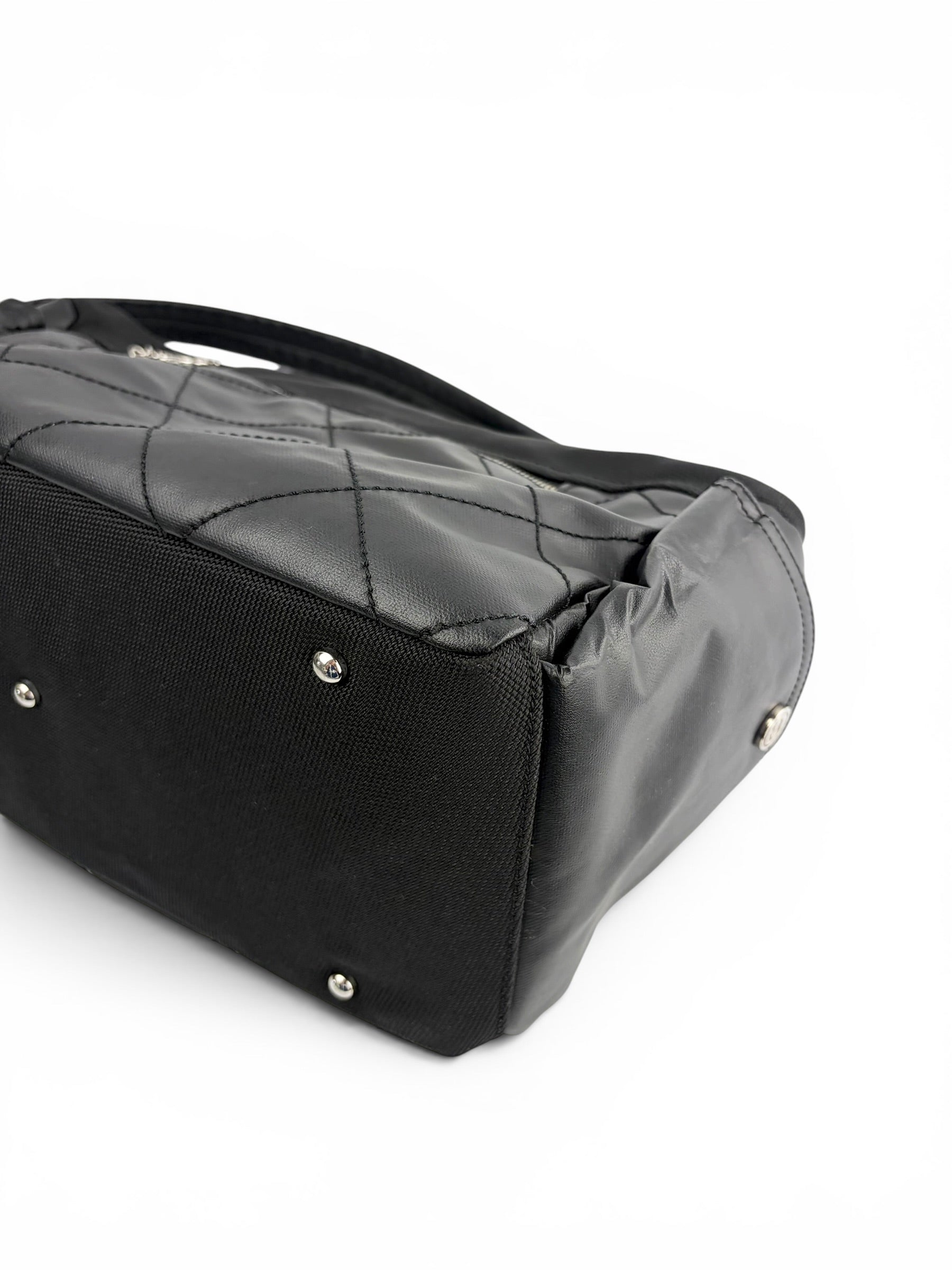 chanel-black-paris-biarritz-hobo-6