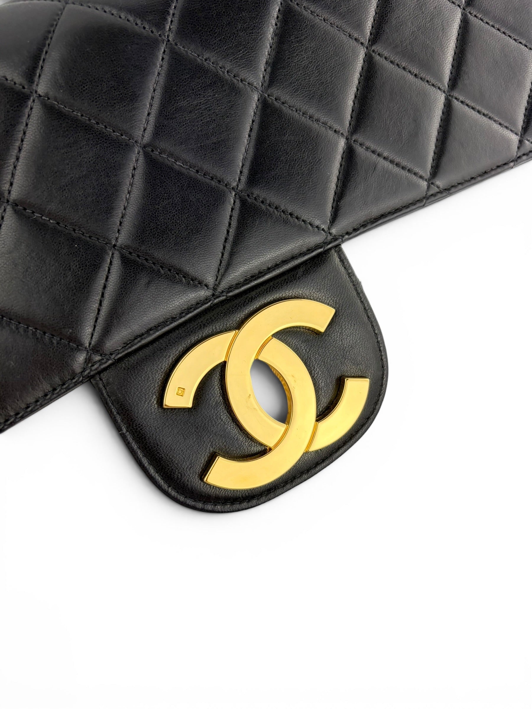 chanel-vintage-black-lambskin-maxi-9