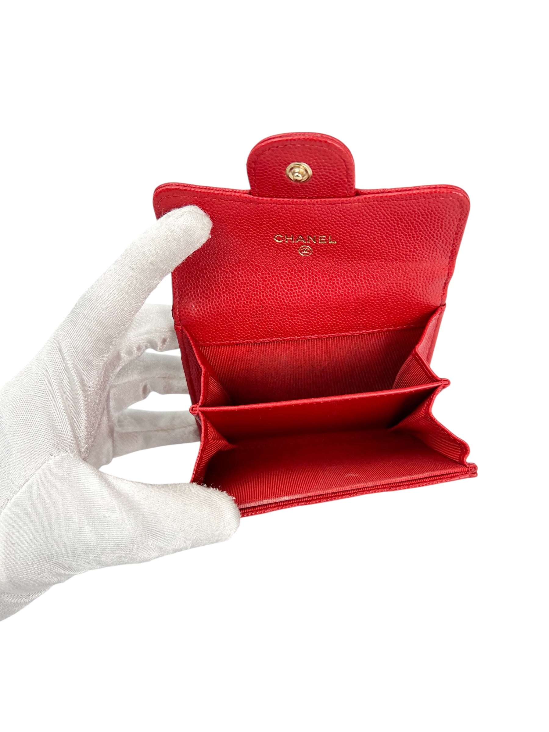 chanel-red-quilted-caviar-trifold-wallet-11