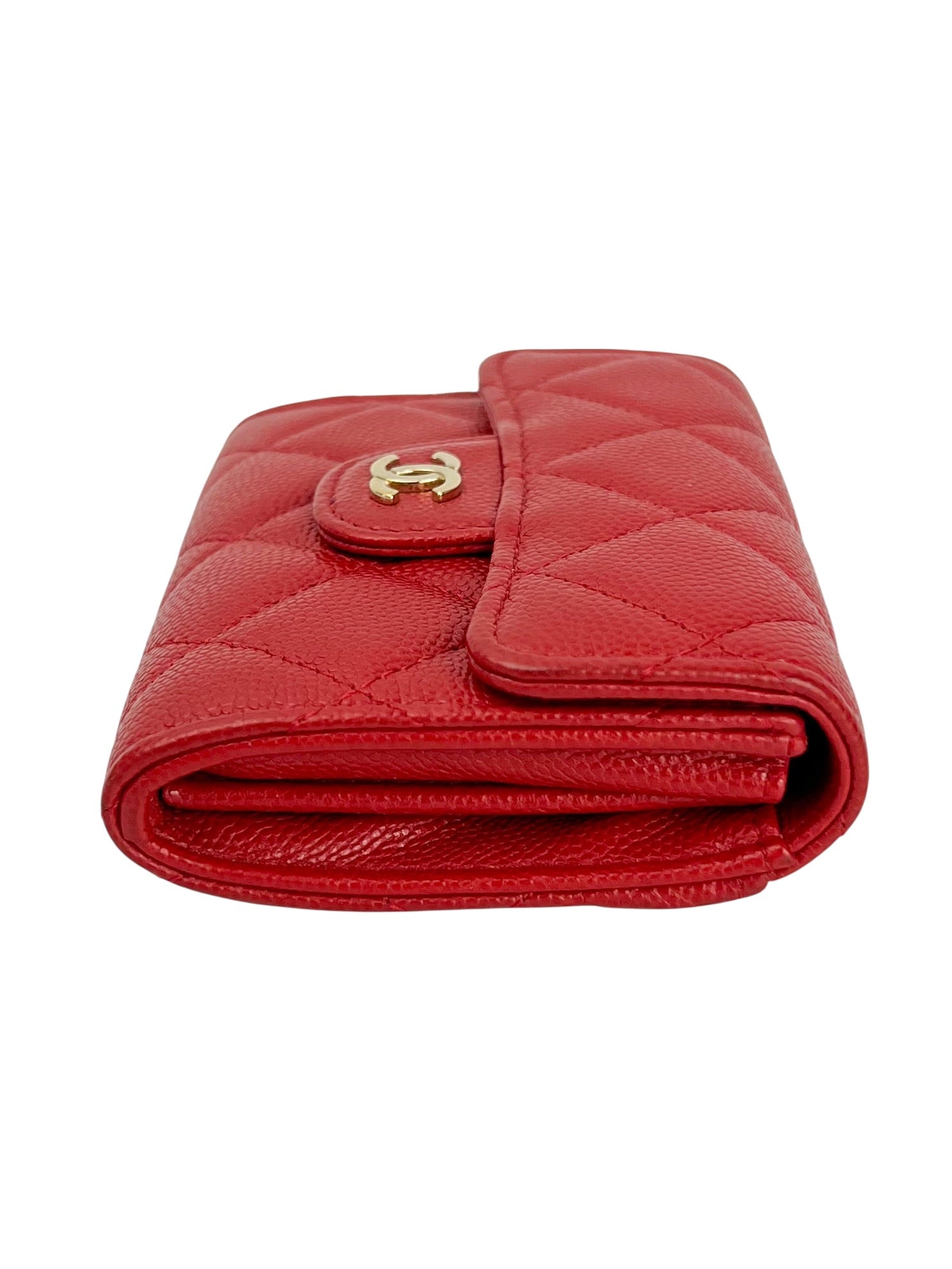 chanel-red-quilted-caviar-trifold-wallet-6