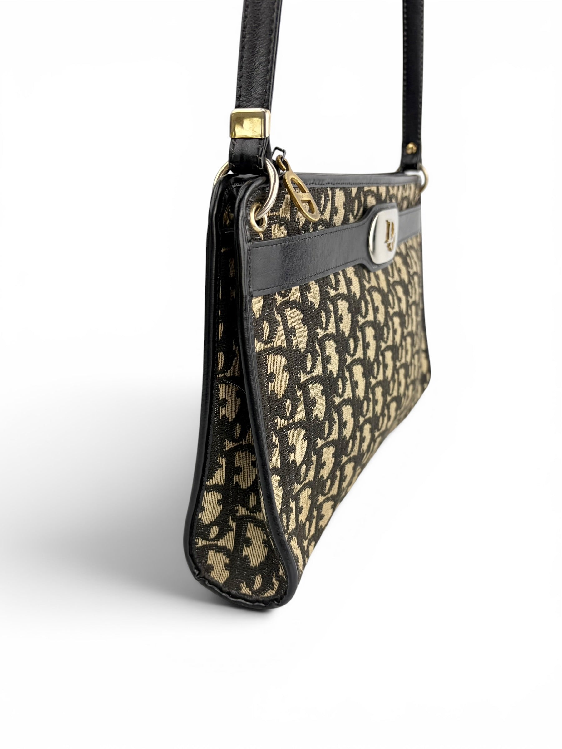 christian-dior-vintage-trotter-shoulder-bag-3