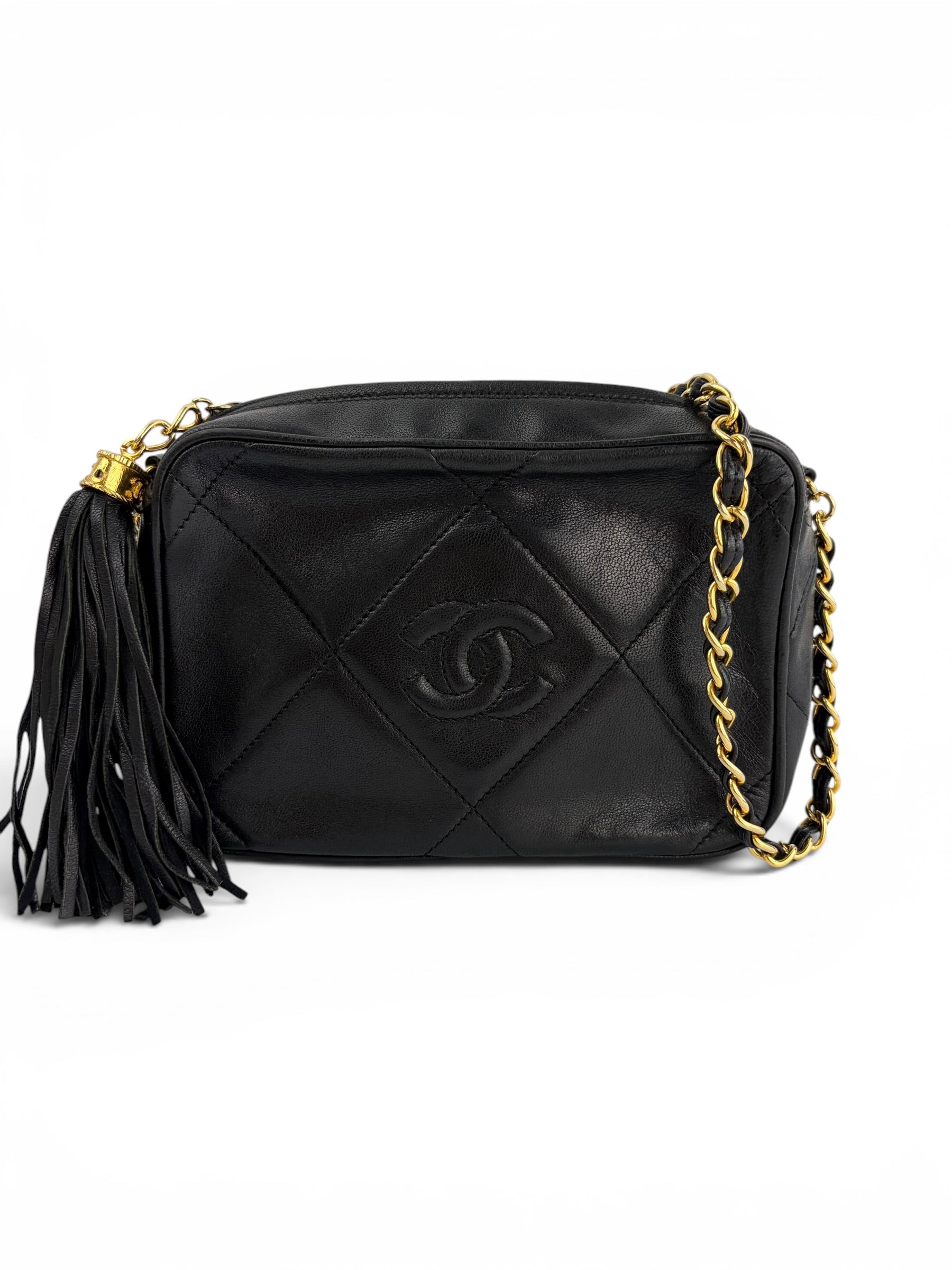 chanel-black-lambskin-vintage-cc-camera-bag--0