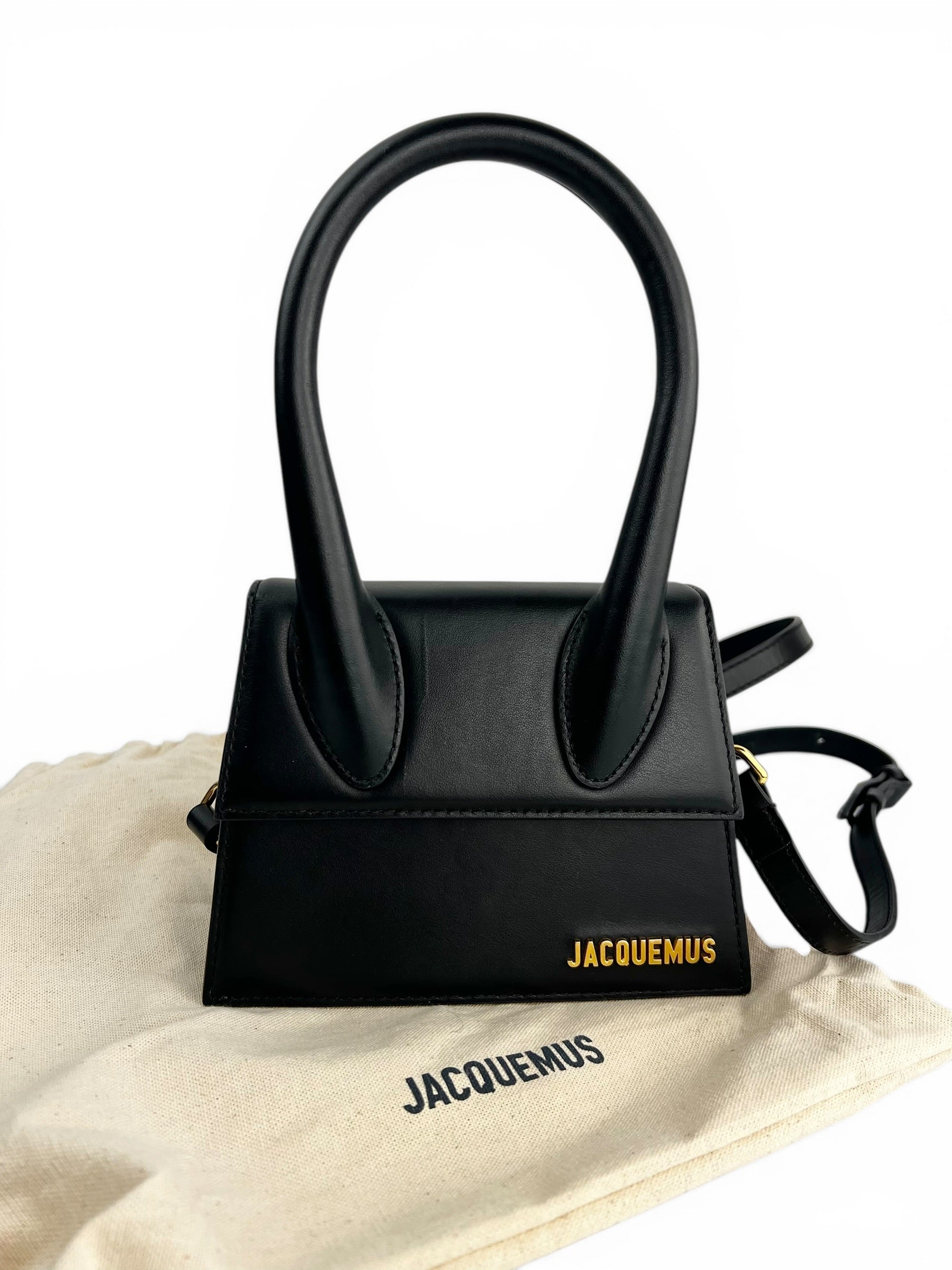 jacquemus-black-le-chiquito-moyen-top-handle-1