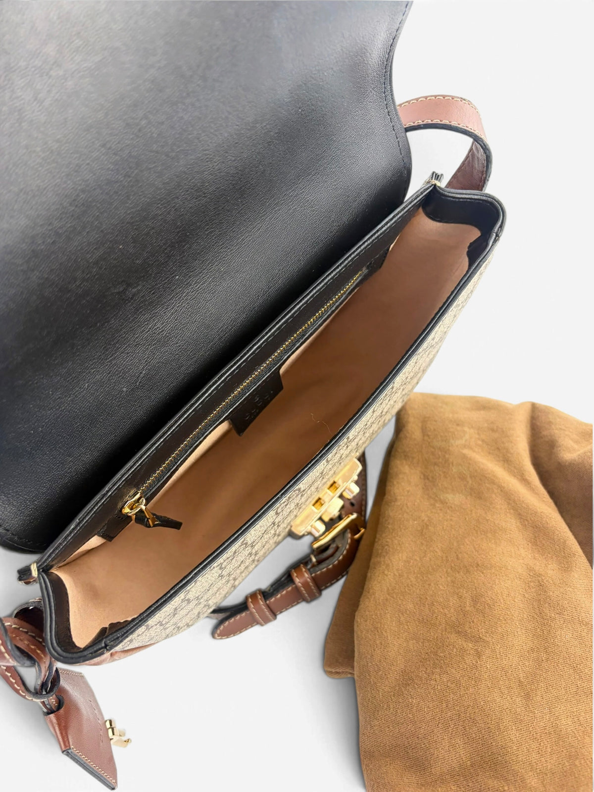 gucci-monogram-and-leather-padlock-saddle-bag--7