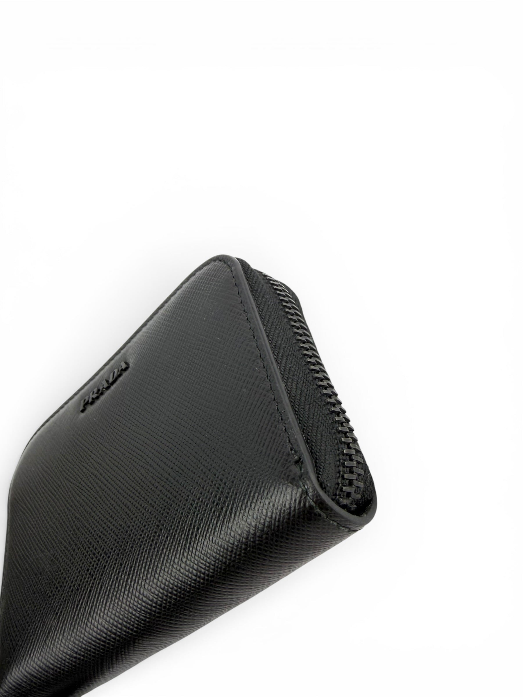 -prada-black-saffiano-leather-zip-coin-purse-2