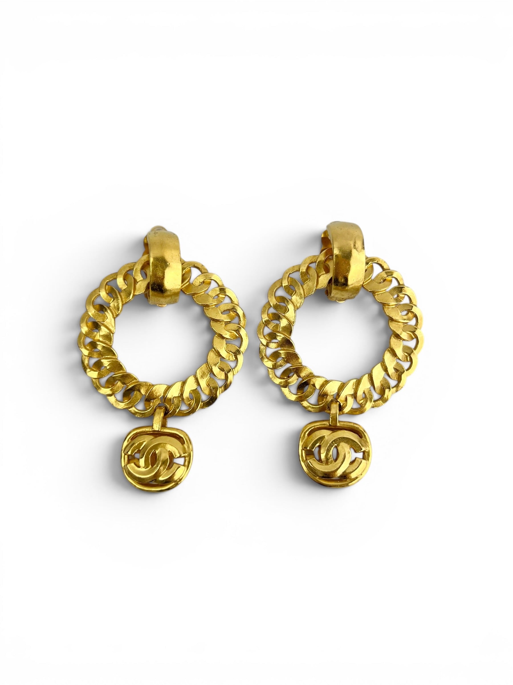chanel-gold-vintage-drop-circular-earrings-0