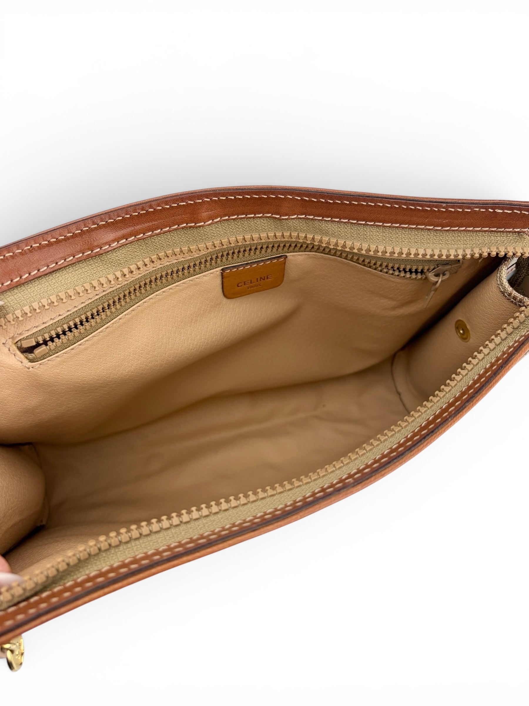 celine-vintage-wristlet-zip-clutch-7