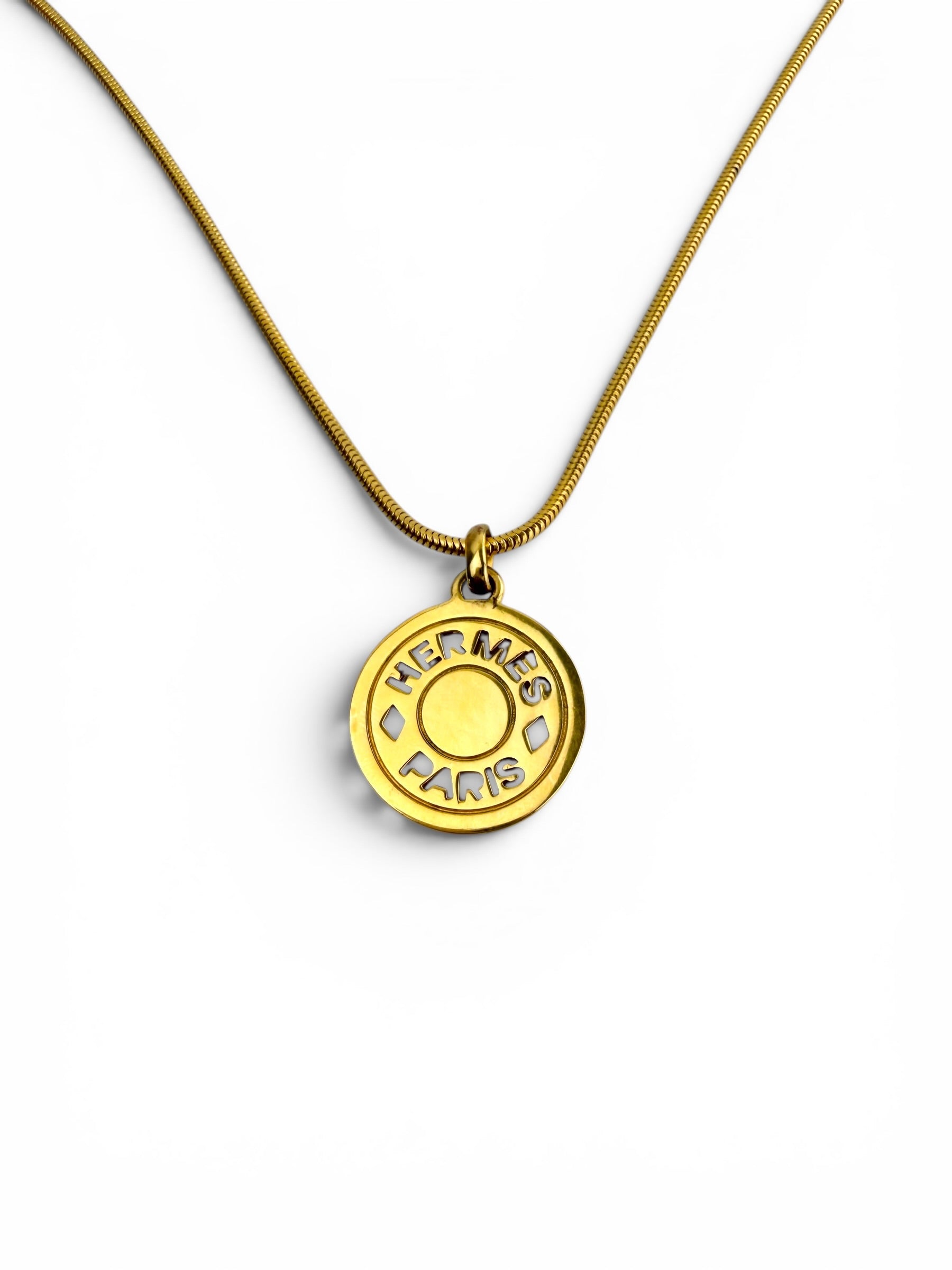 hermes-gold-tone-selle-logo-necklace--2