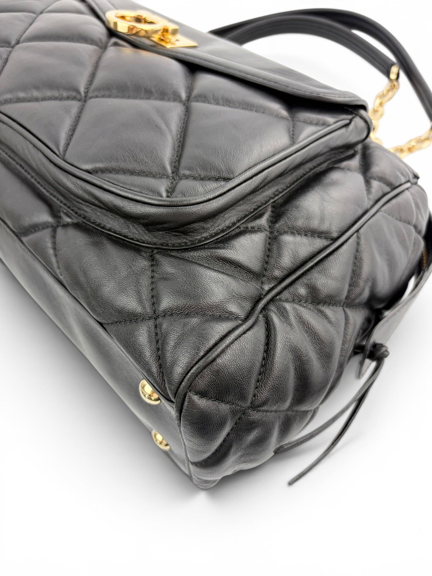 salvatore-ferragamo-gancini-quilted-leather-shoulder-bag-6