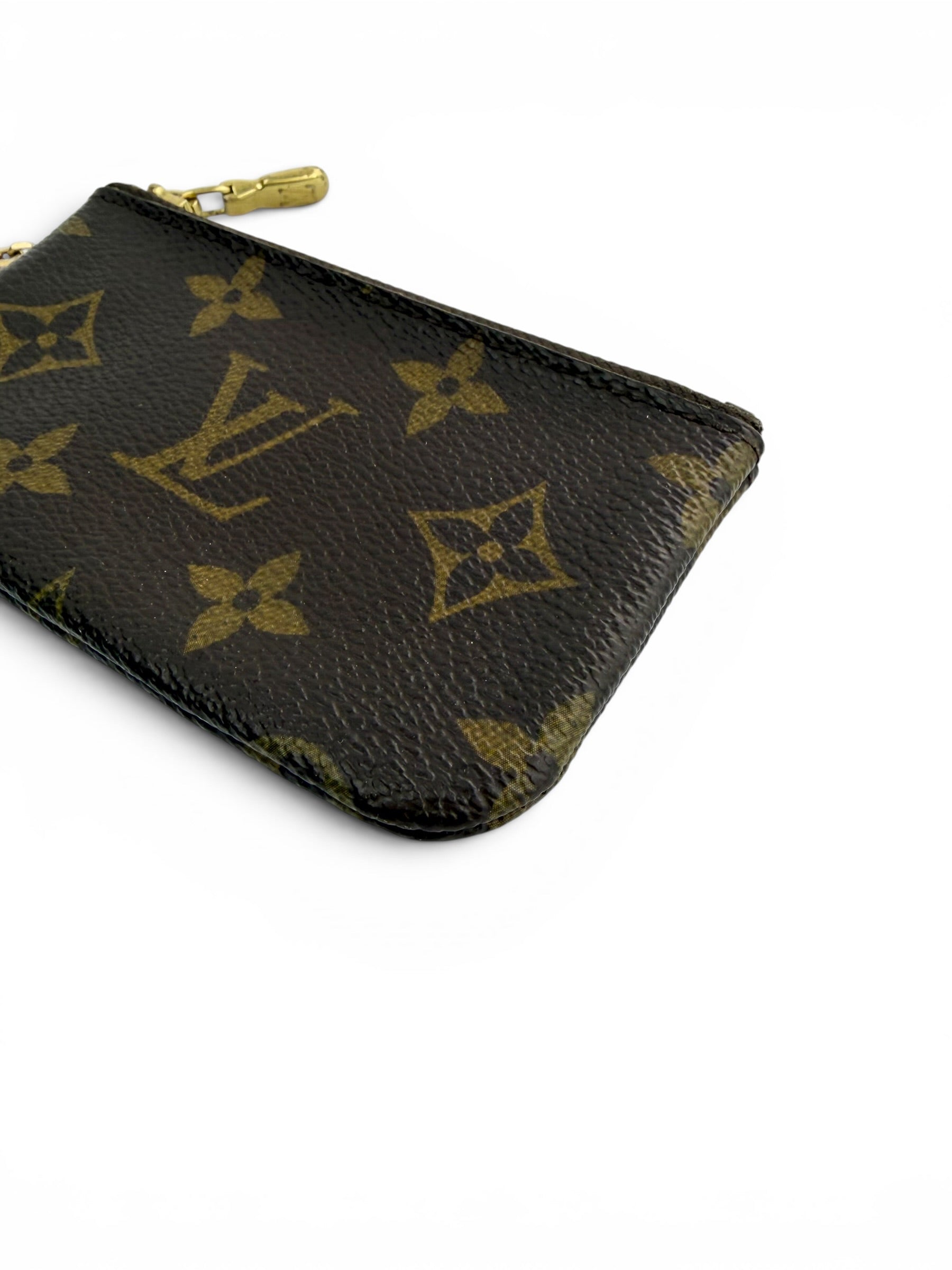 louis-vuitton-monogram-key-pouch--3