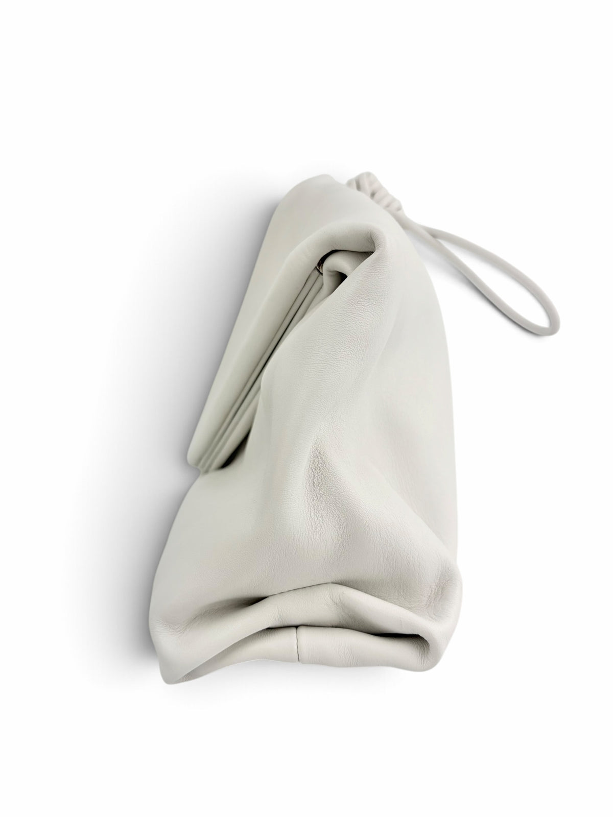 bottega-venetia-off-white-bv-trine-clutch-wristlet-4