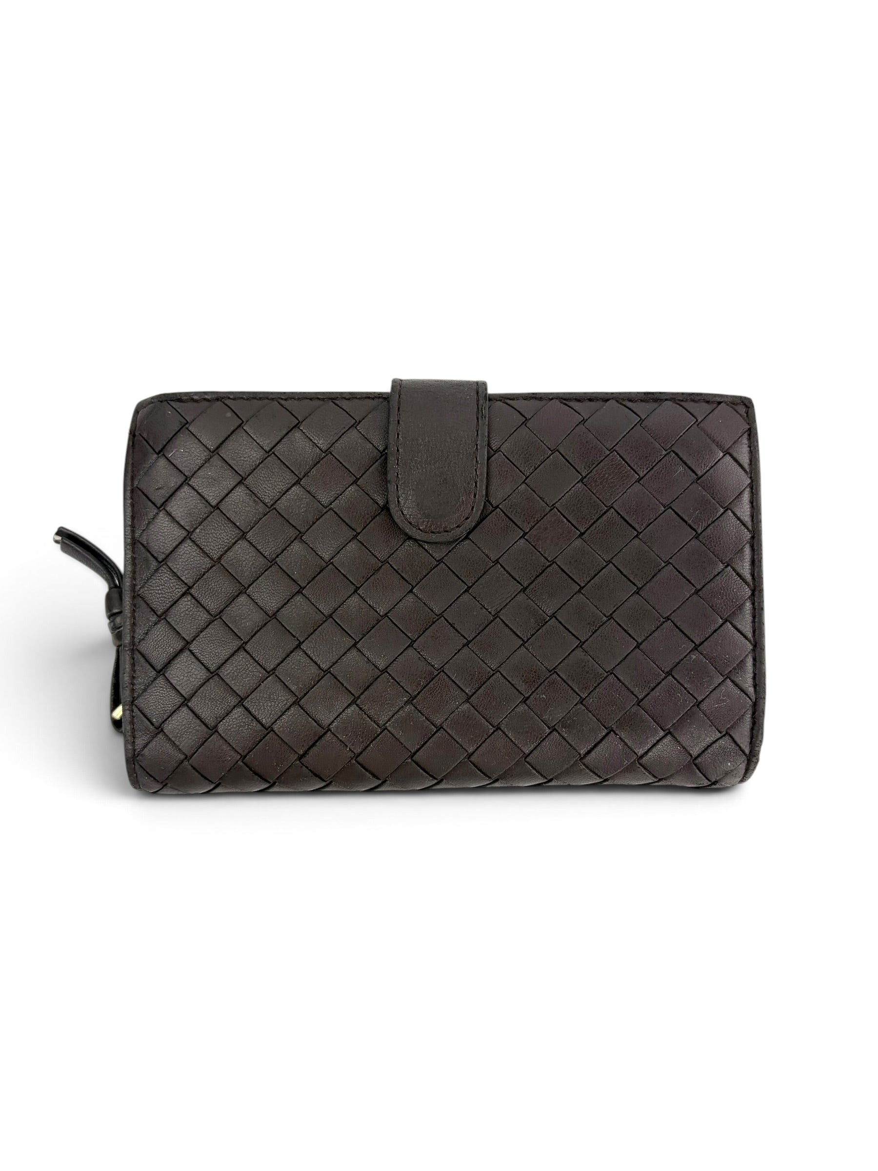 bottega-veneta-soft-brown-leather-wallet-0
