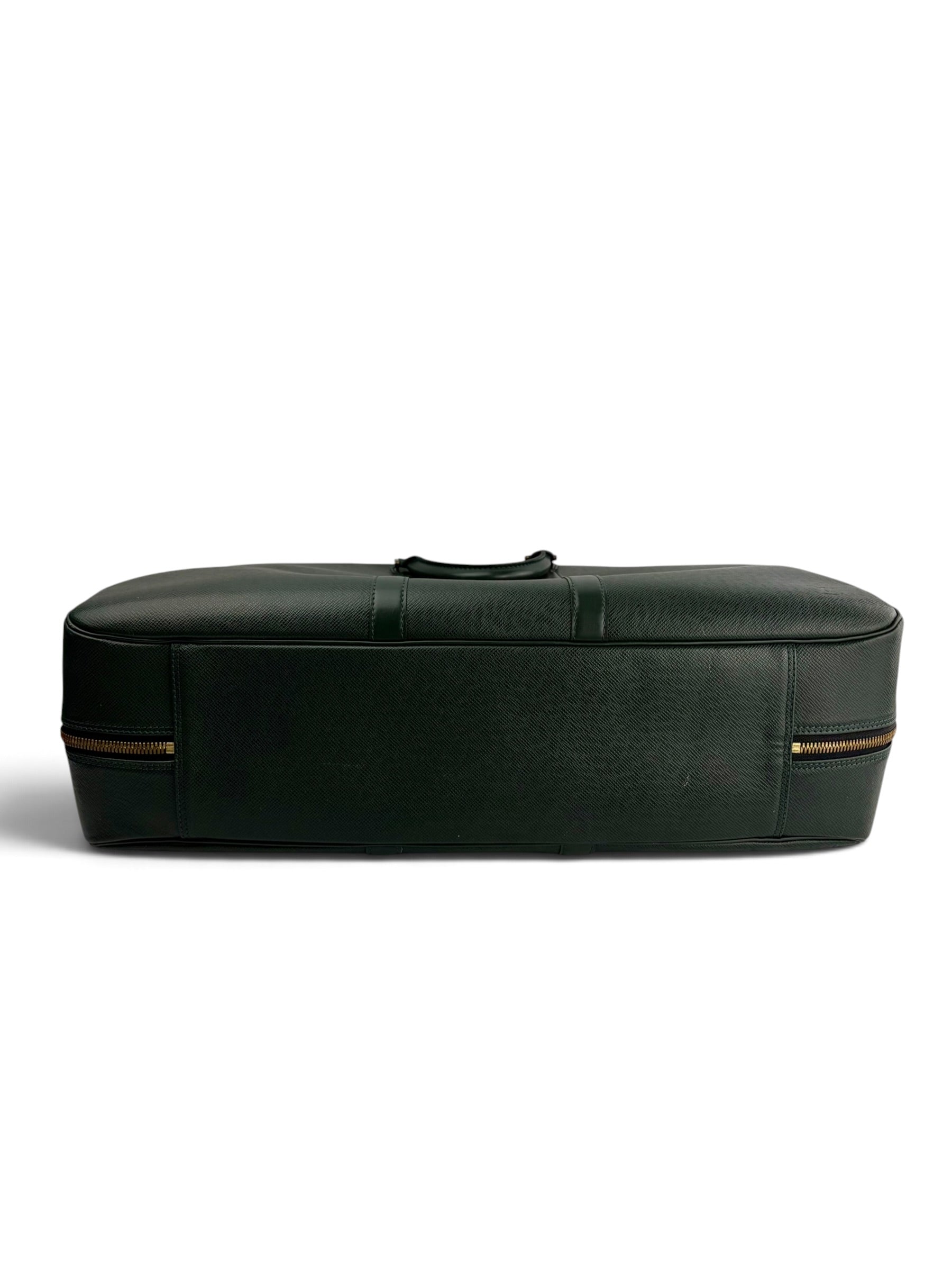 louis-vuitton-vintage-forest-green-taiga-leather-duffle-5