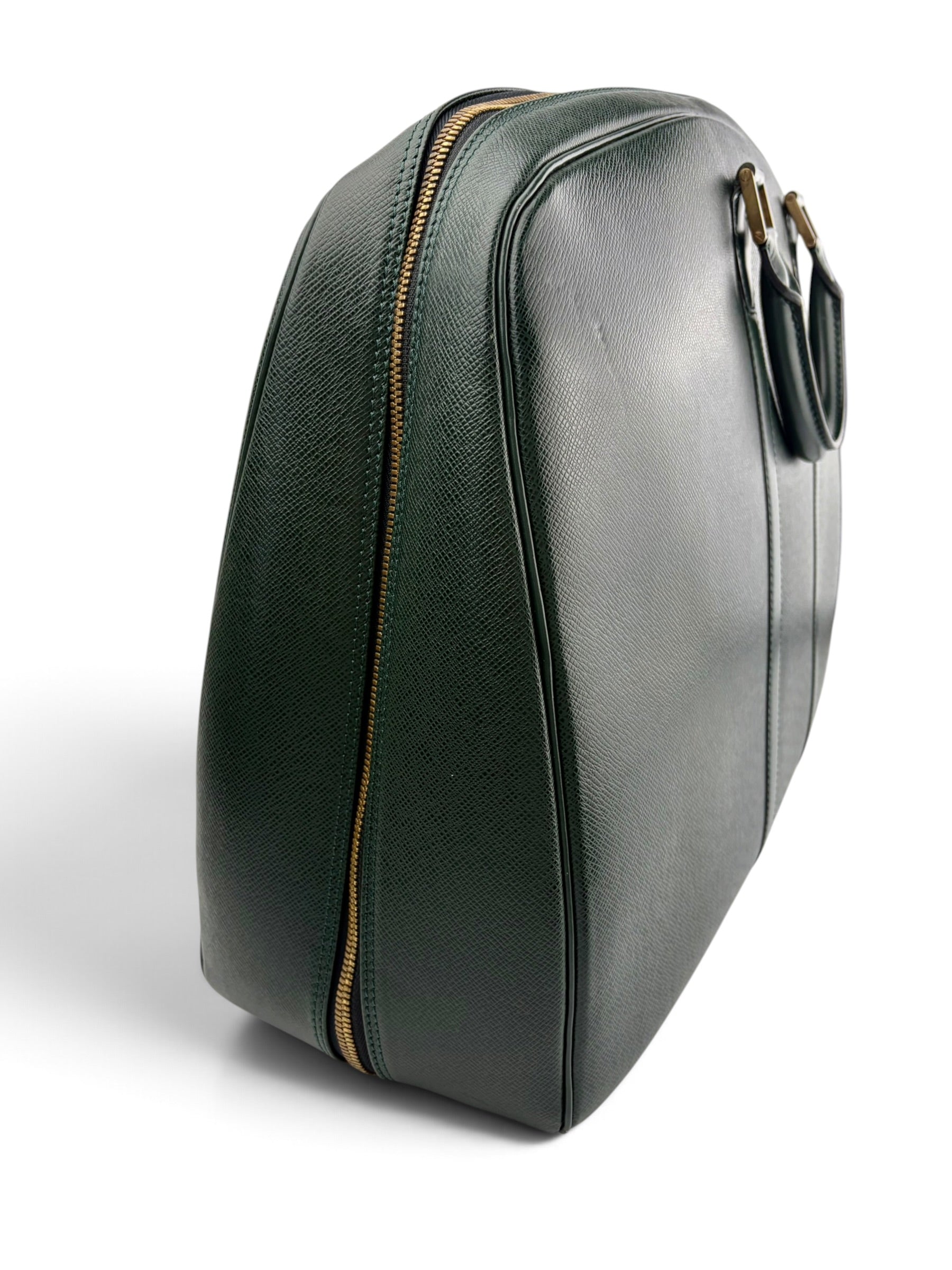 louis-vuitton-vintage-forest-green-taiga-leather-duffle-3