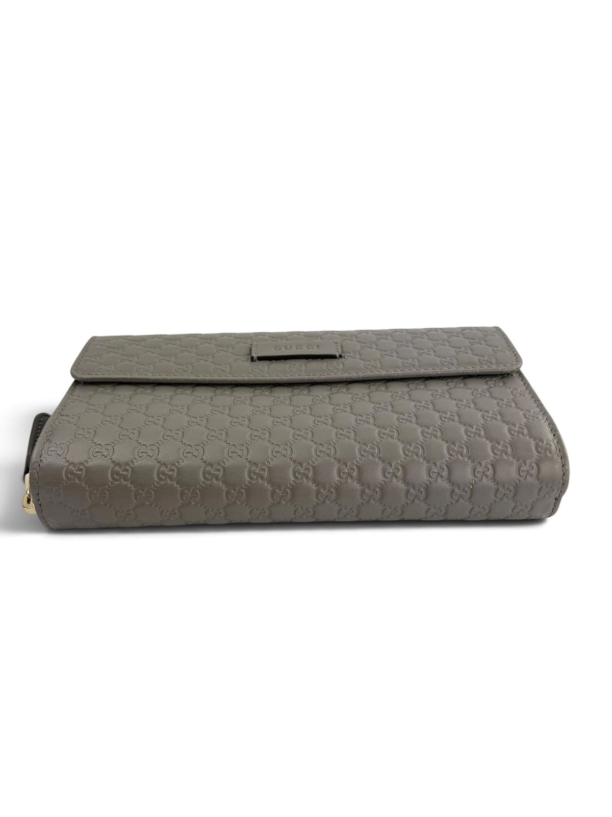 gucci-grey-embossed-monogram-wallet-1