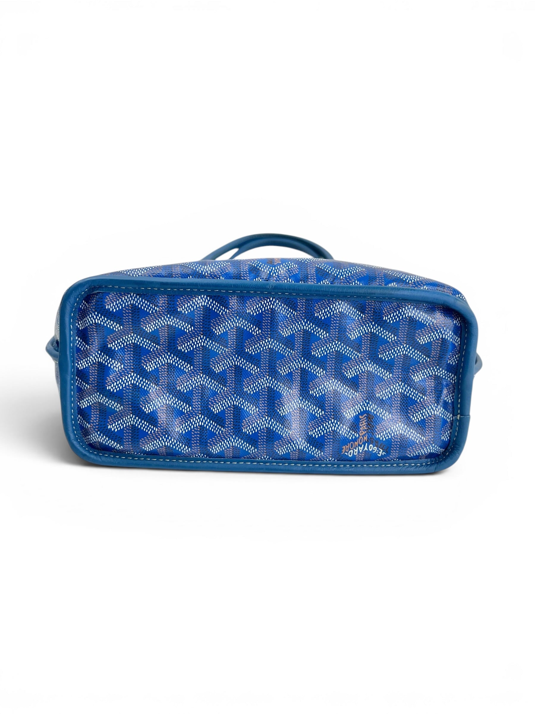 goyard-blue-reversible-anjou-7